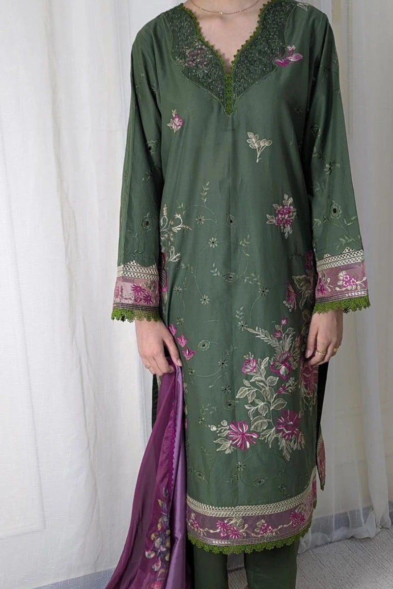 Iznik  Festive 3-Piece Lawn | Embroidered & Printed Ready-to-Wear