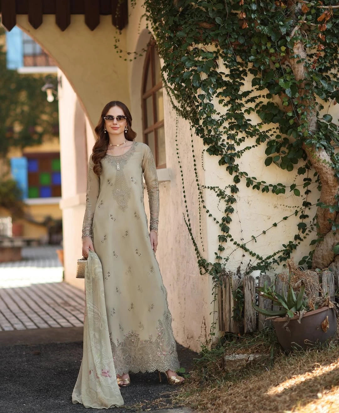 Noor Luxe Chikankari 3-Piece Unstitched Lawn Embroidered Suit (D7 - B)