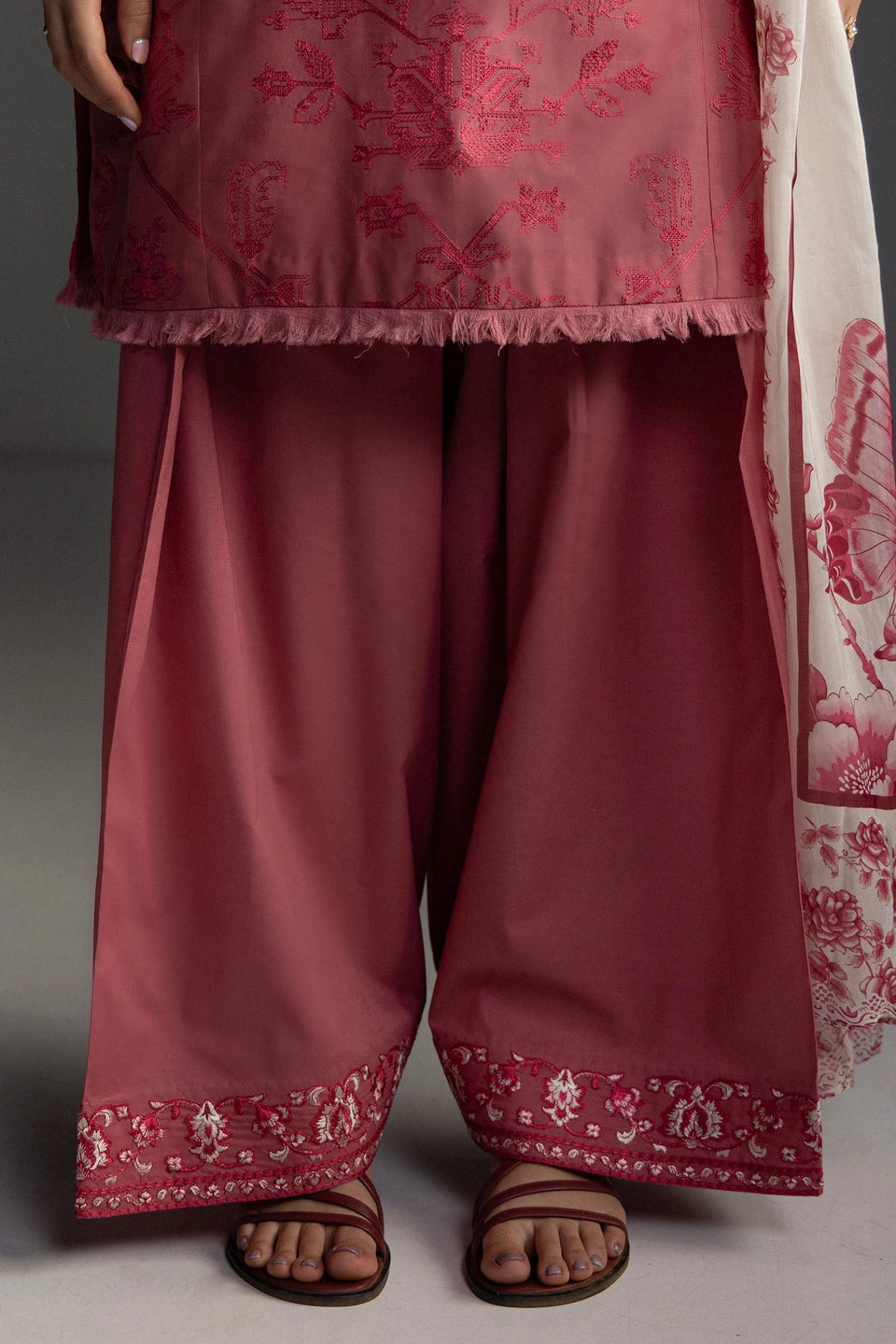 Coco By Zara Shahjahan Lawn 2026 – 3-Piece Embroidered Lawn Suit (Unstitched)AVIONA-3B