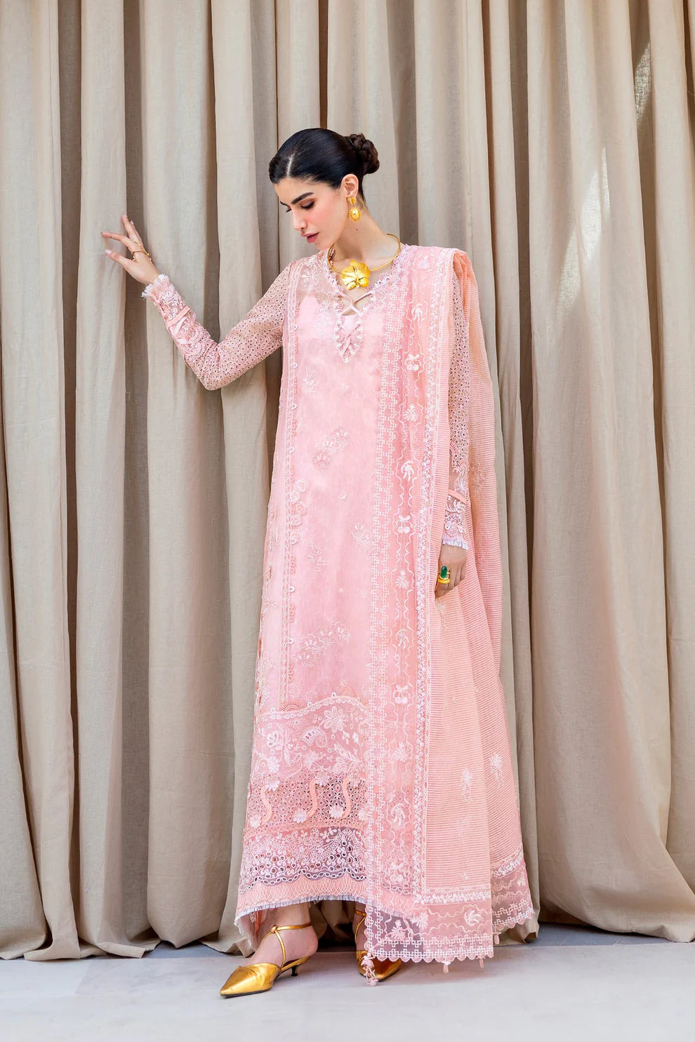 Qalamkar Casual Pret 26 – Jacquard 3 Piece Stitched Suit PA-07 (Pink)