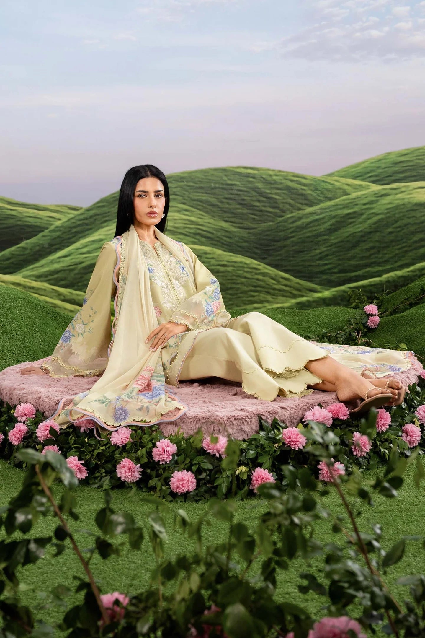 MariaB MBasics-Embroidered Lawn 3 Piece Unstitched Suit with Chiffon Dupatta (D11A)