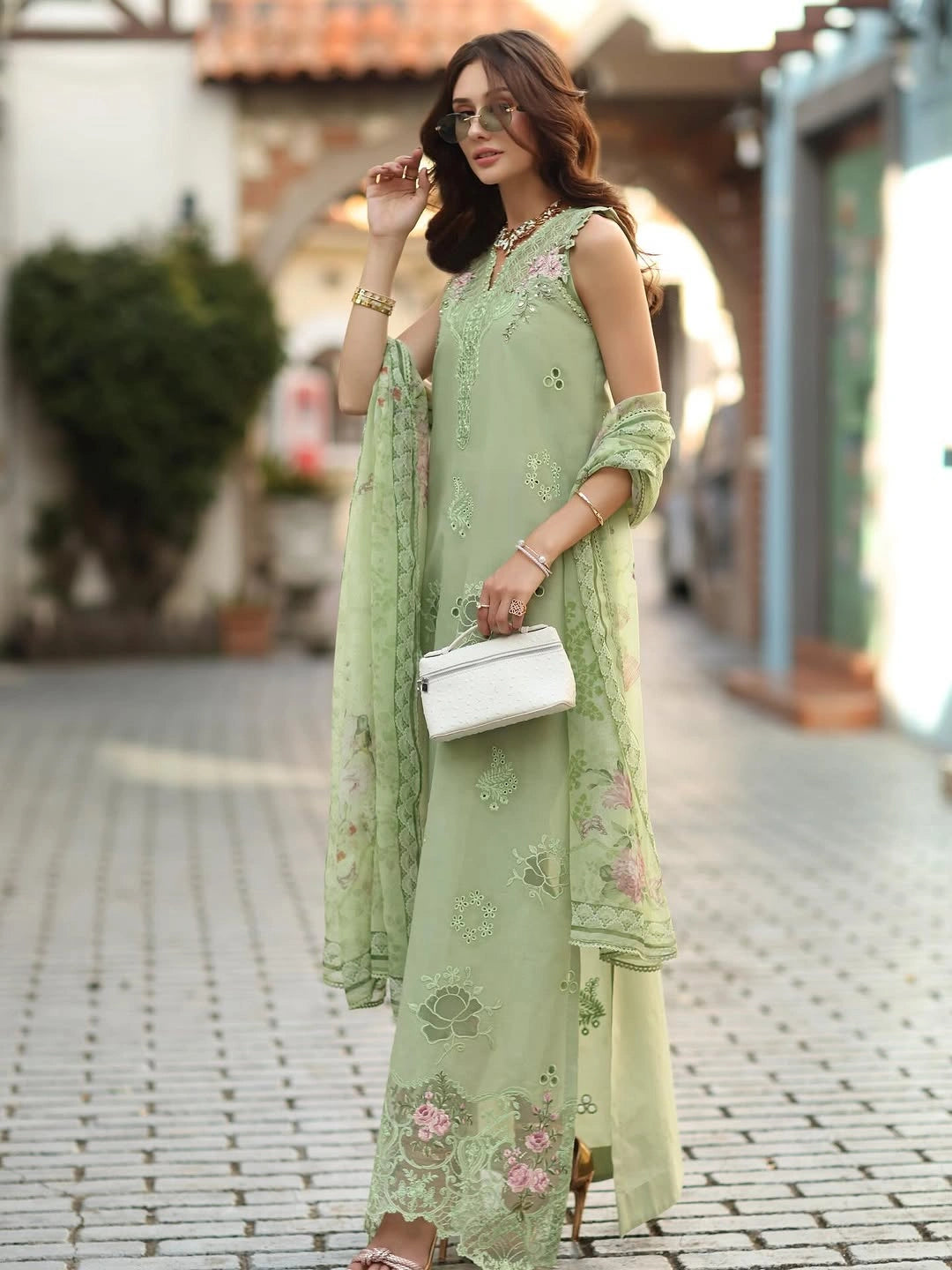 Noor Luxe Chikankari 3-Piece Unstitched Lawn Embroidered Suit (D3 - A)