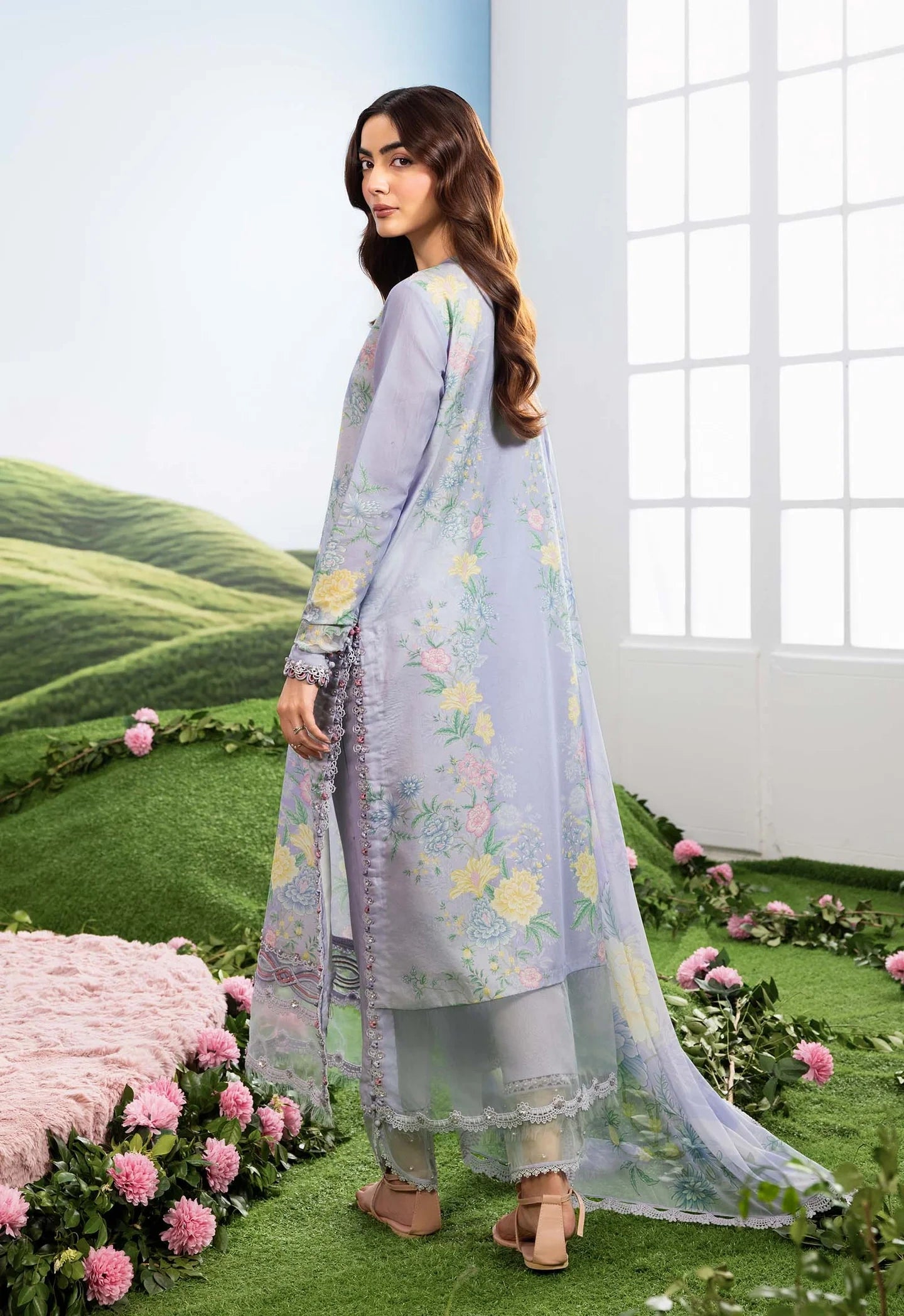 MariaB MBasics-Embroidered Lawn 3 Piece Unstitched Suit with Chiffon Dupatta (D11B)