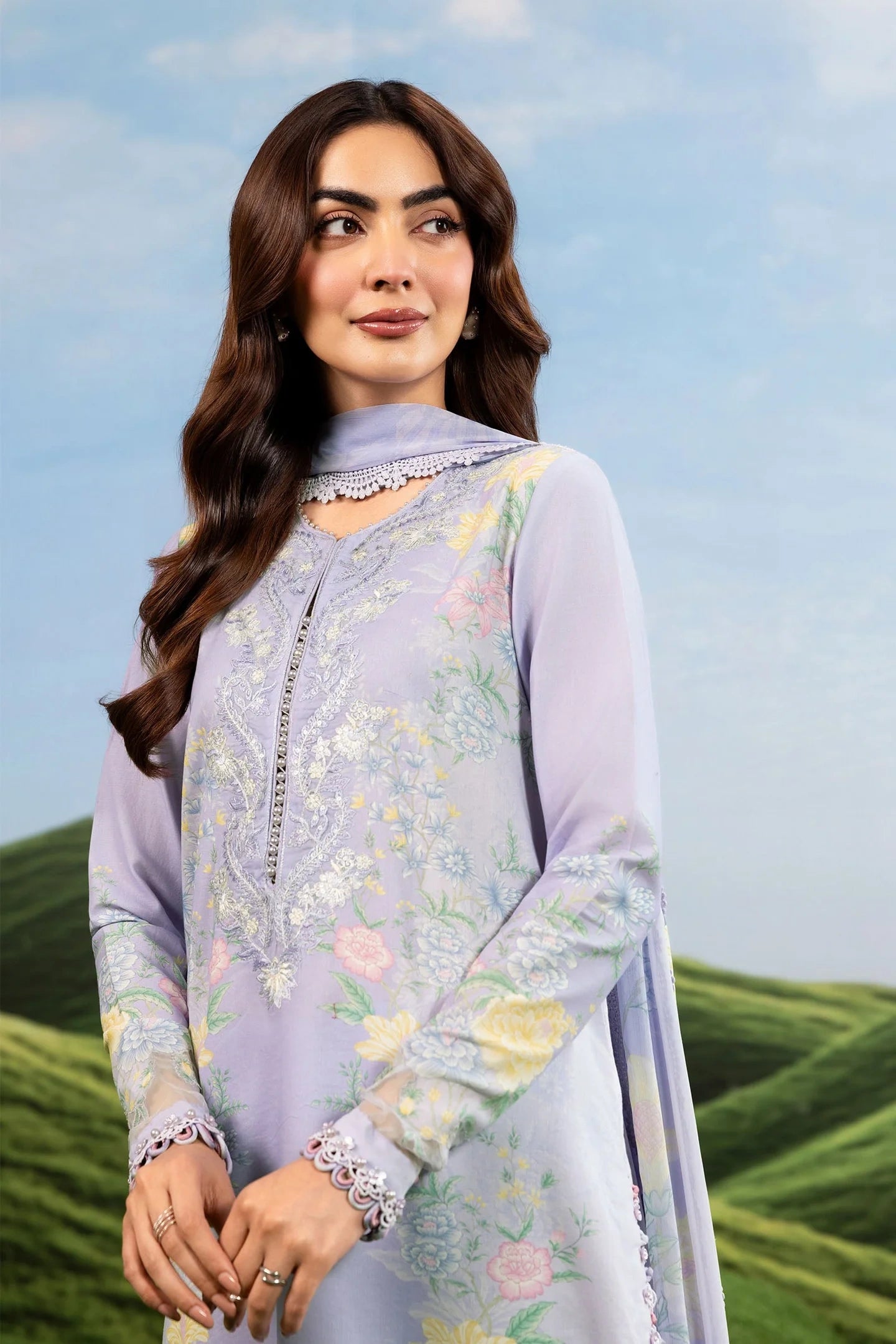 MariaB MBasics-Embroidered Lawn 3 Piece Unstitched Suit with Chiffon Dupatta (D11B)