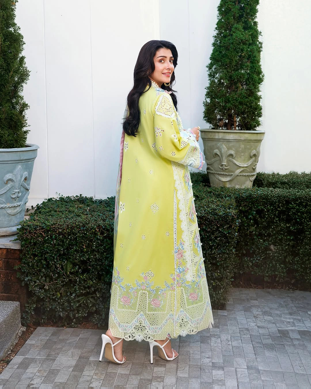 Mushq A Moi Luxury Lawn ’26 | Embroidered 3-Piece Unstitched Suit (TenderWhisper)