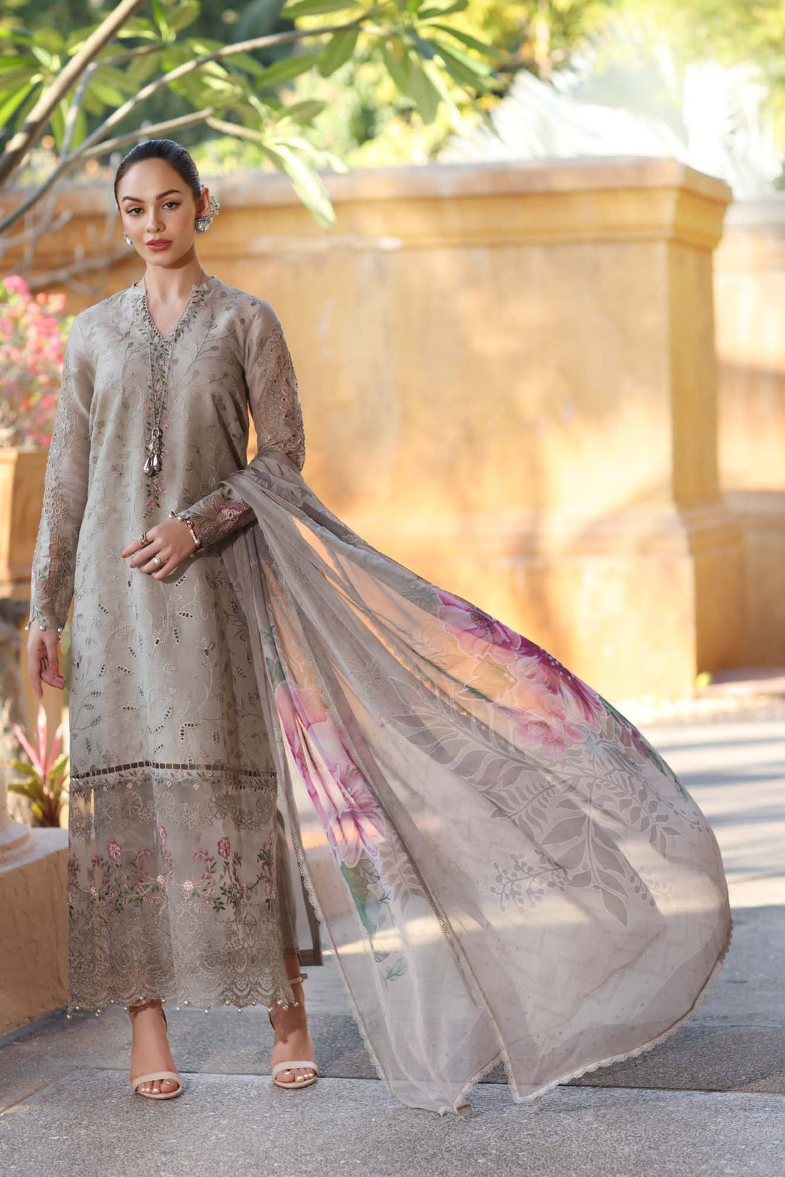Saadia Asad 01B Eid Handwork Laserkari 25'