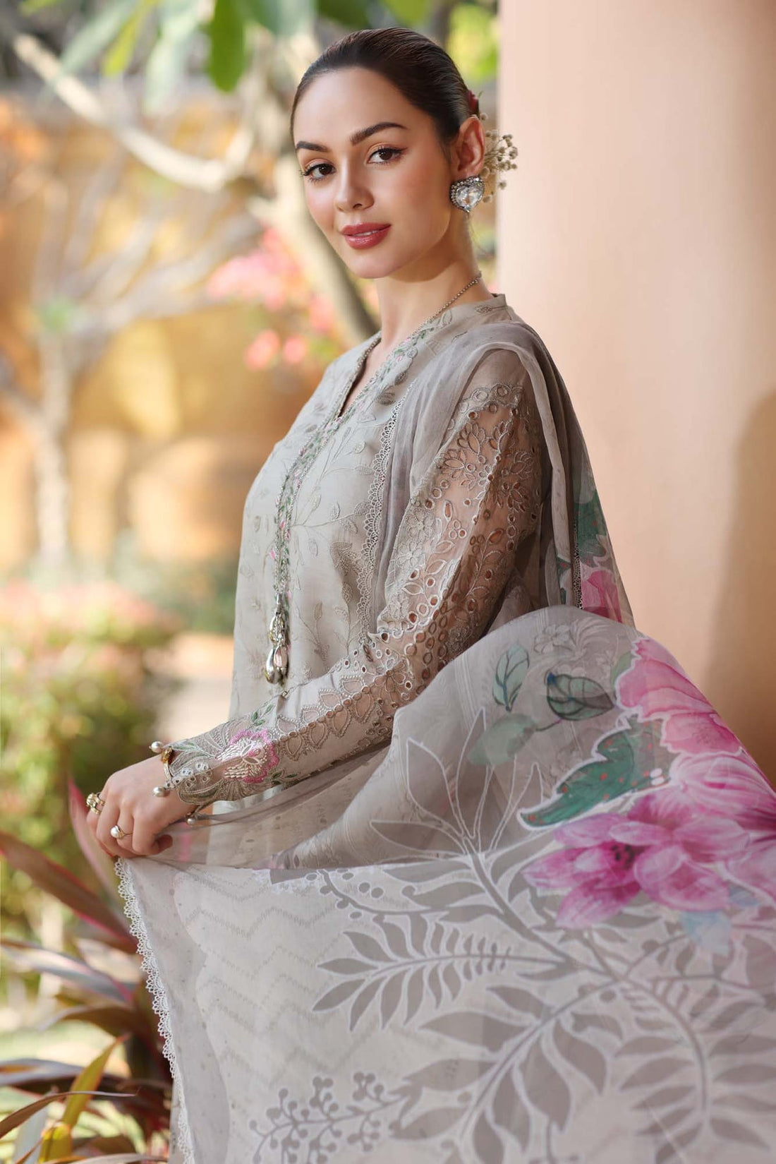 Saadia Asad 01B Eid Handwork Laserkari 25'