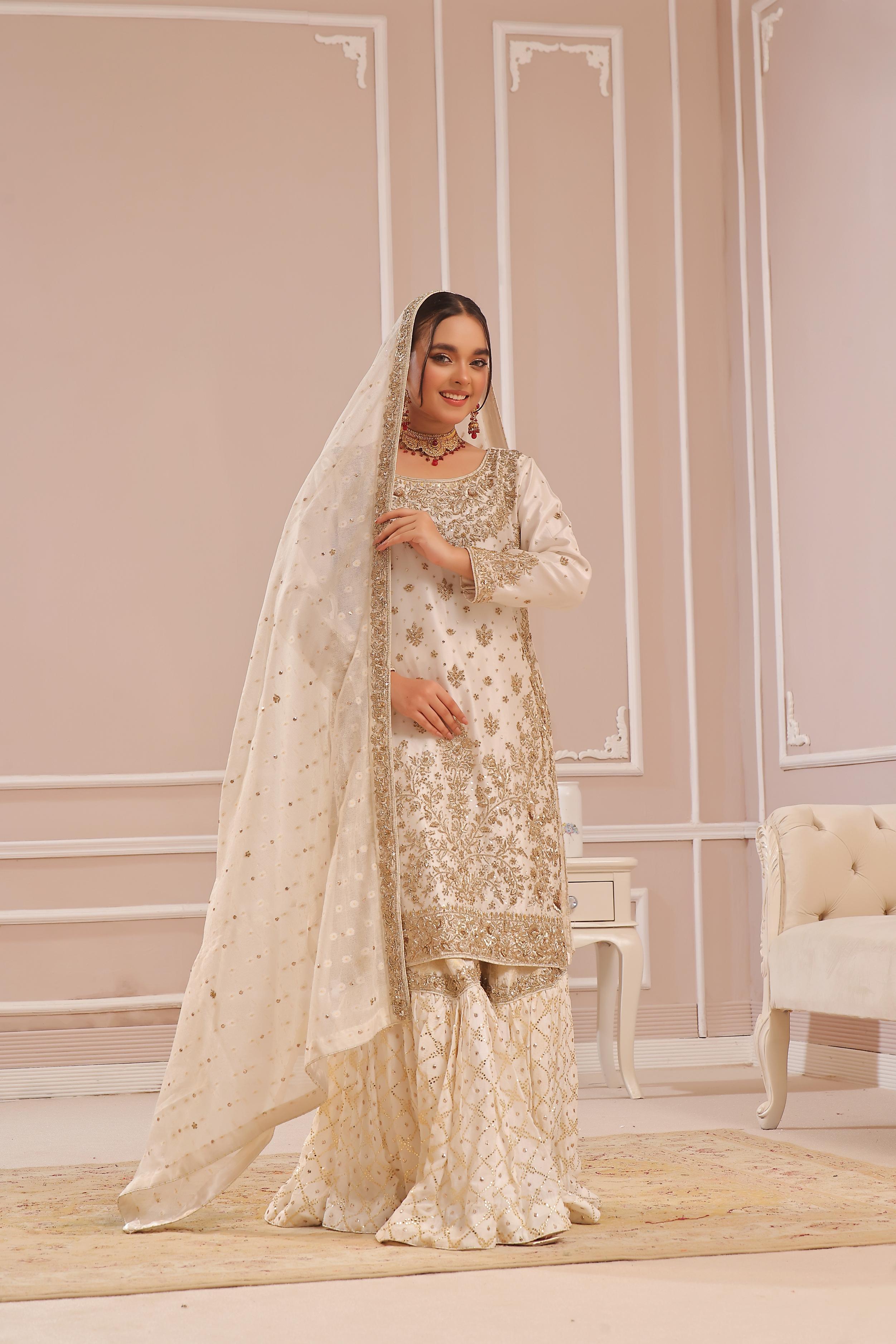 Amna Khurram D-4 Bridal Wear | Handwork Collection