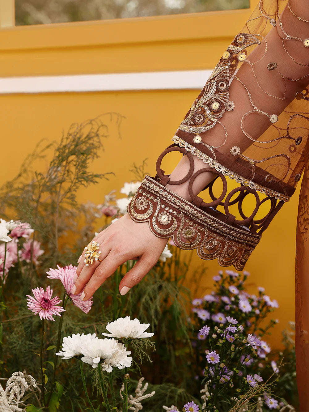 Janaan Premium Chikankari Jacquard 3-Piece Stitched suite (Cinnamon)