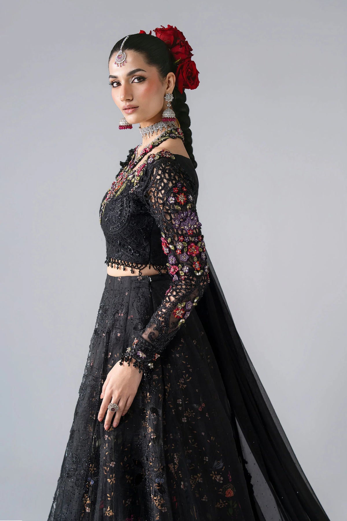 Maria.B Volume 31 – 3 Piece Unstitched Embroidered Organza Skirt Suit (MBD-01)