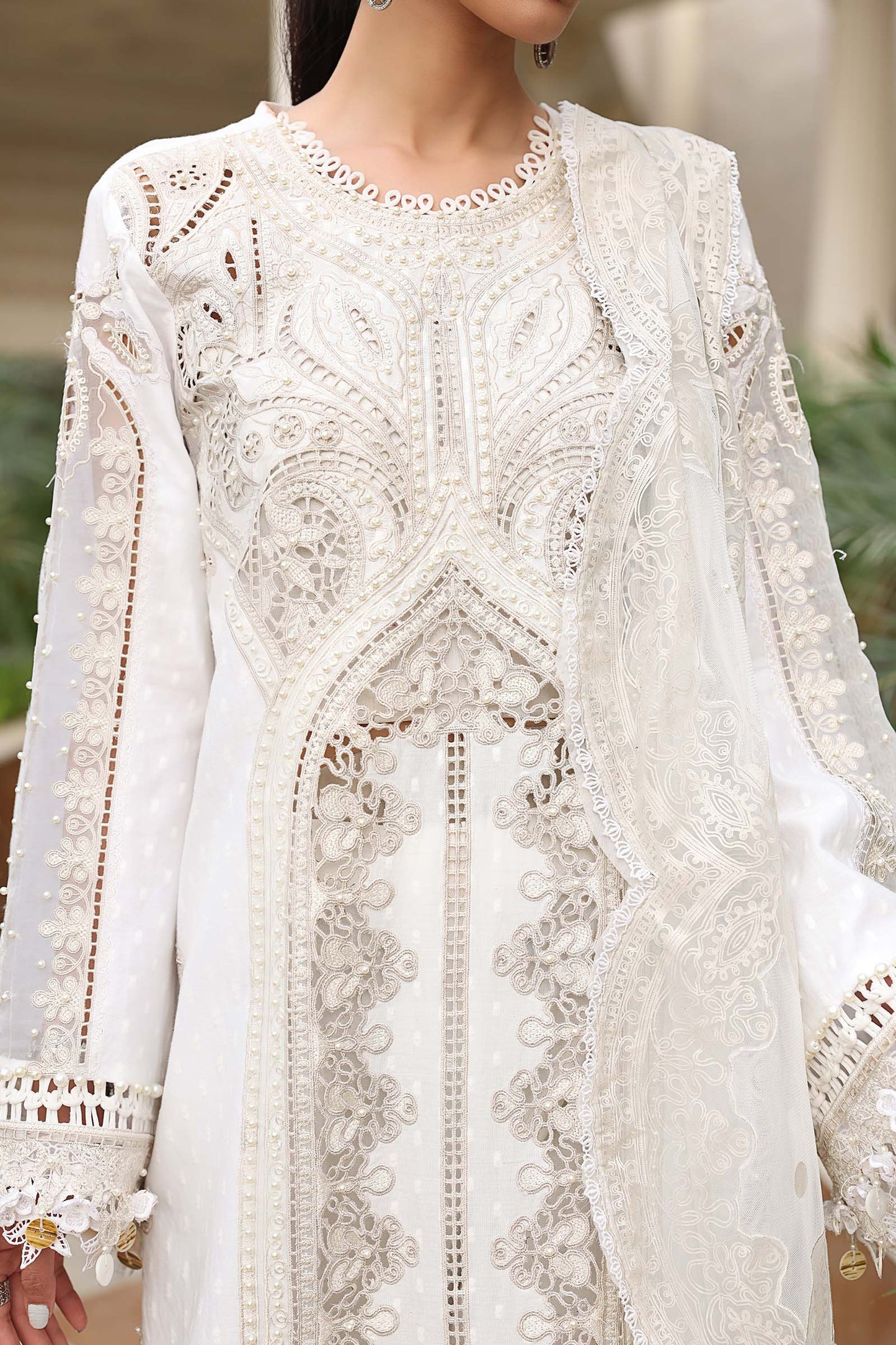 Maria.B 3 Piece Unstitched Embroidered Jacquard Lawn Suit (D-1)