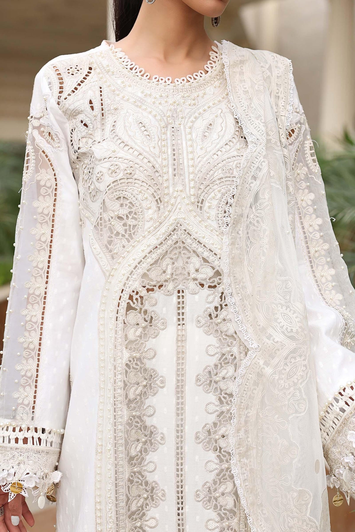 Maria.B 3 Piece Unstitched Embroidered Jacquard Lawn Suit (D-1)