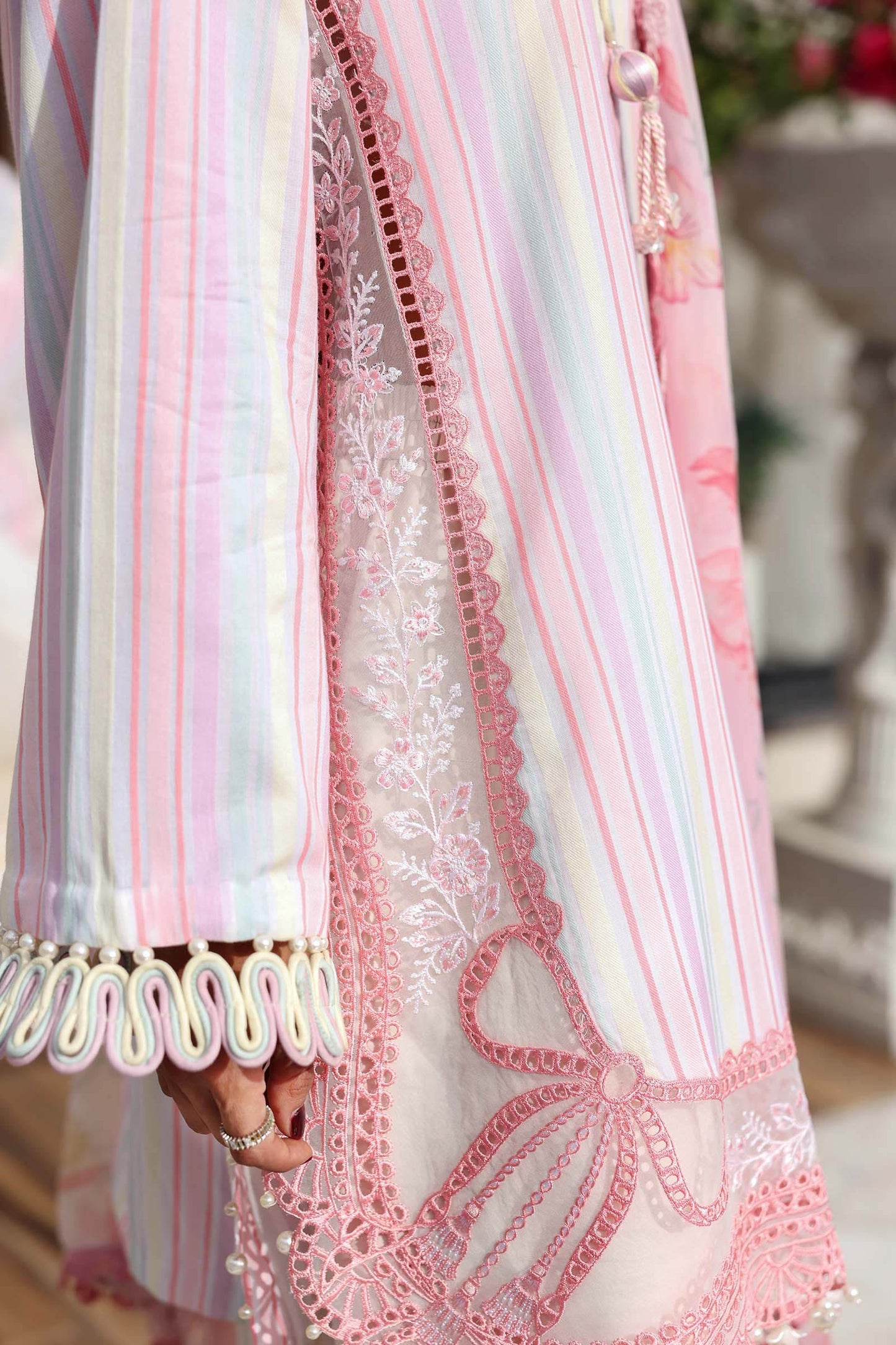 Maria.B M.PRINTS Embroidered Lawn 3 Piece Unstitched Suit –  Pink & White (02A)