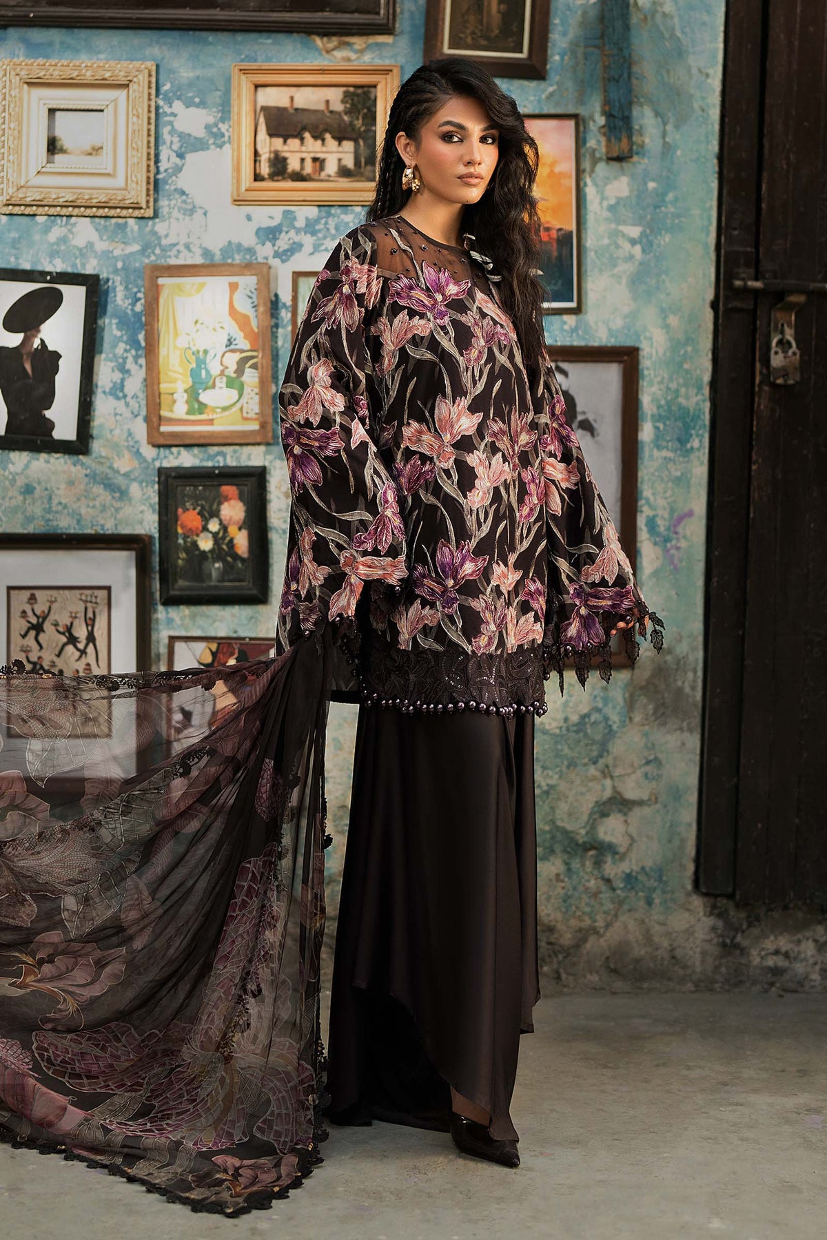 Maria.B M.Prints Volume 31 – 3-Piece Unstitched Embroidered Linen Suit (MPT-31-04-B)