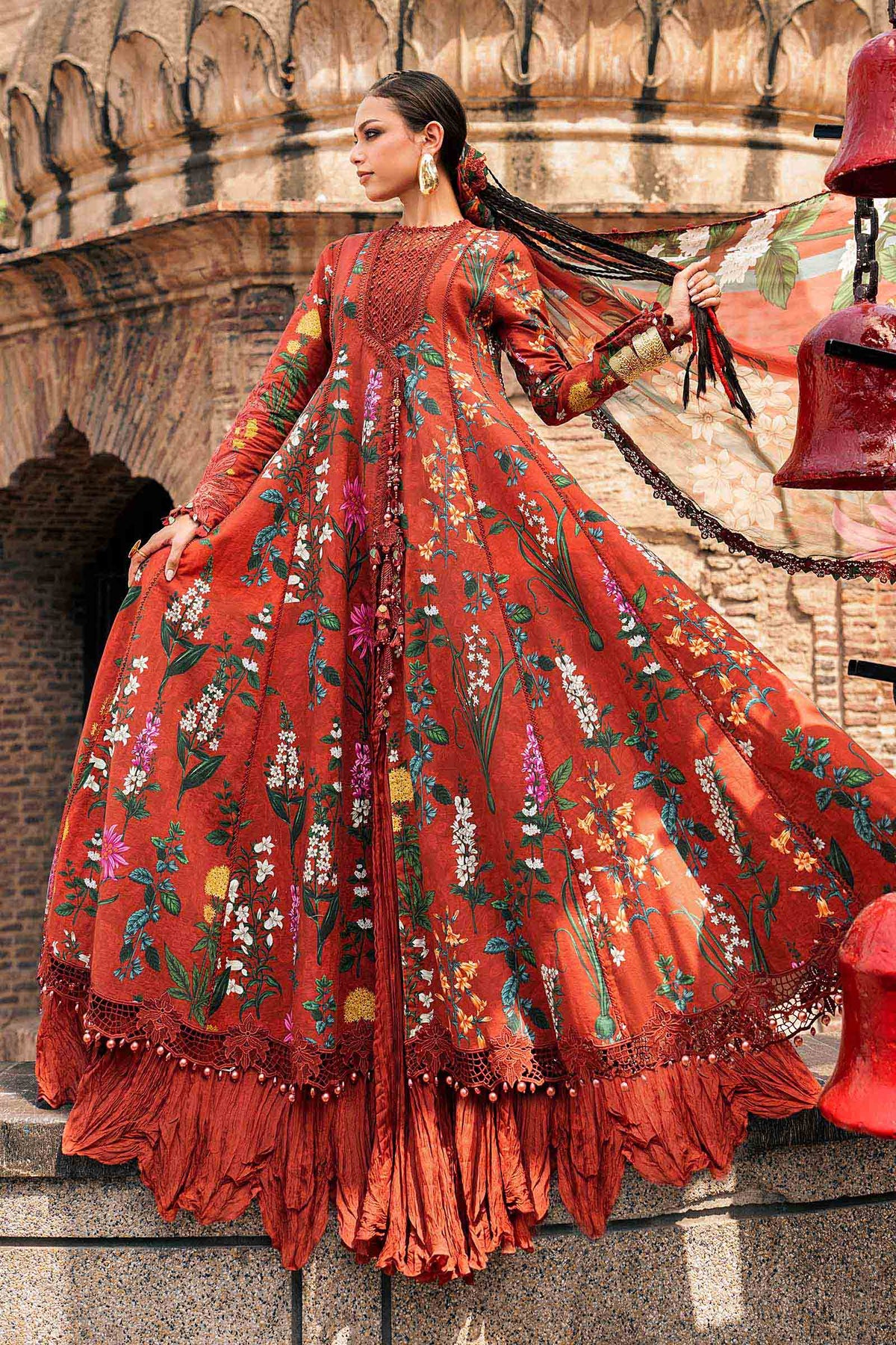 Maria.B M.Prints Volume 31 – 3-Piece Unstitched Embroidered Linen Suit (MPT-31-06-B)