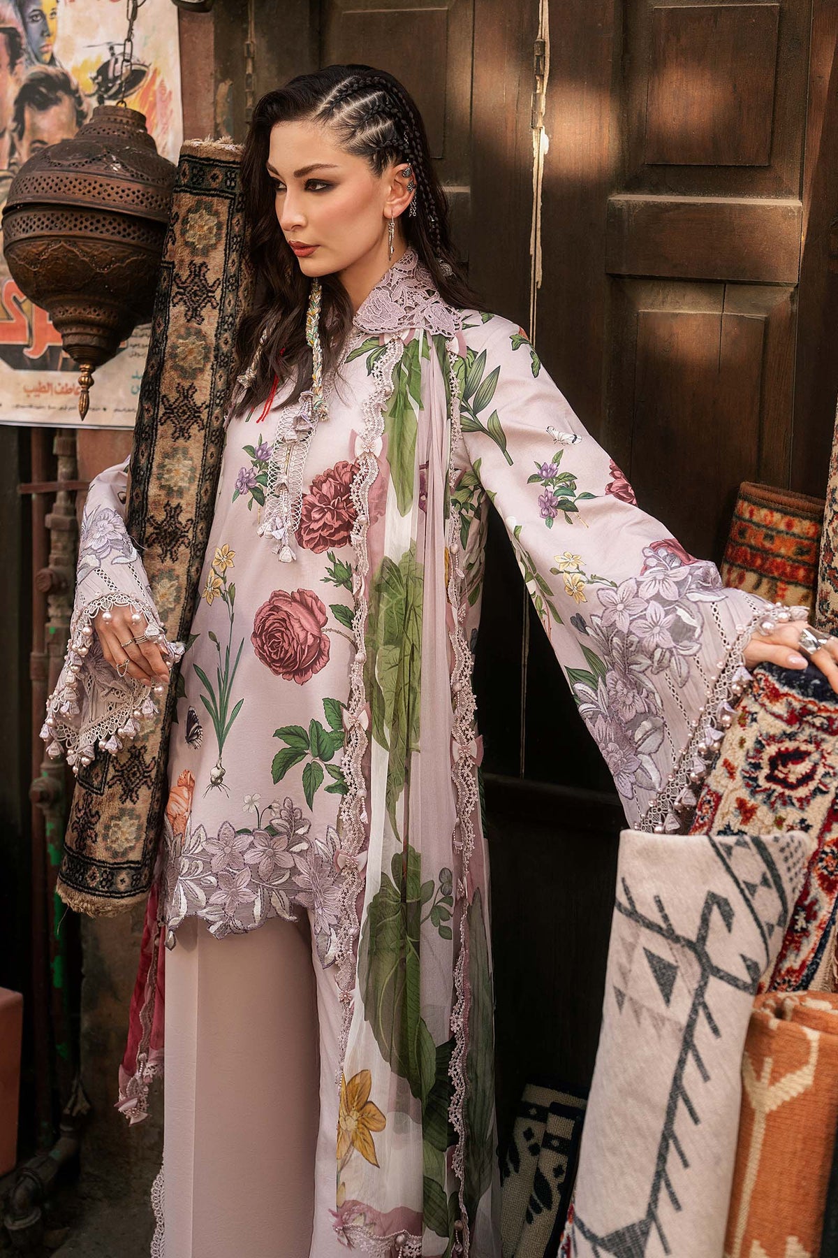 Maria.B M.Prints Volume 31 – 3-Piece Unstitched Embroidered Linen Suit (MPT-31-09-A)
