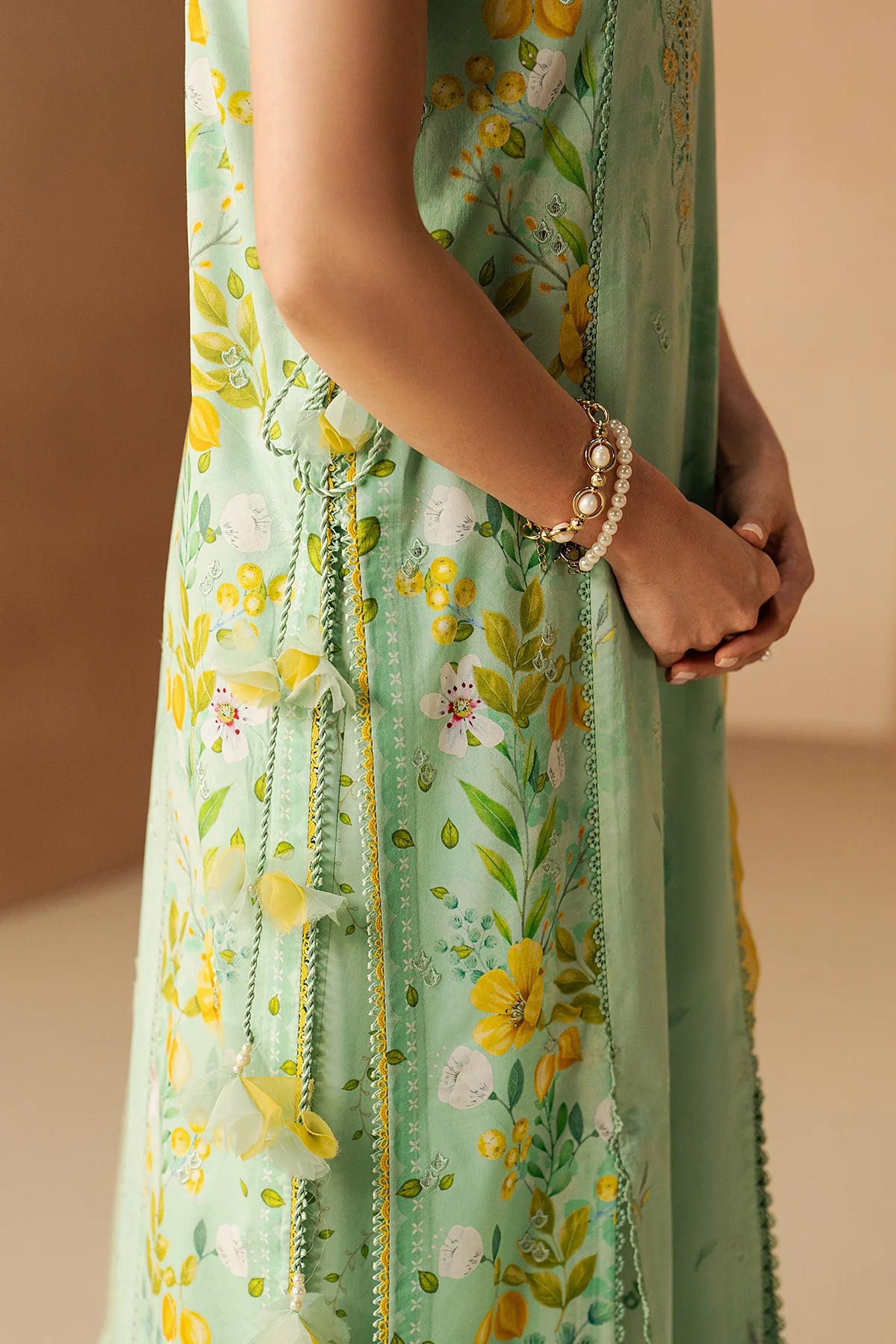 Afrozeh Haze A-Prints Printed Lawn Stitched 3 Piece Suit (Lumina)