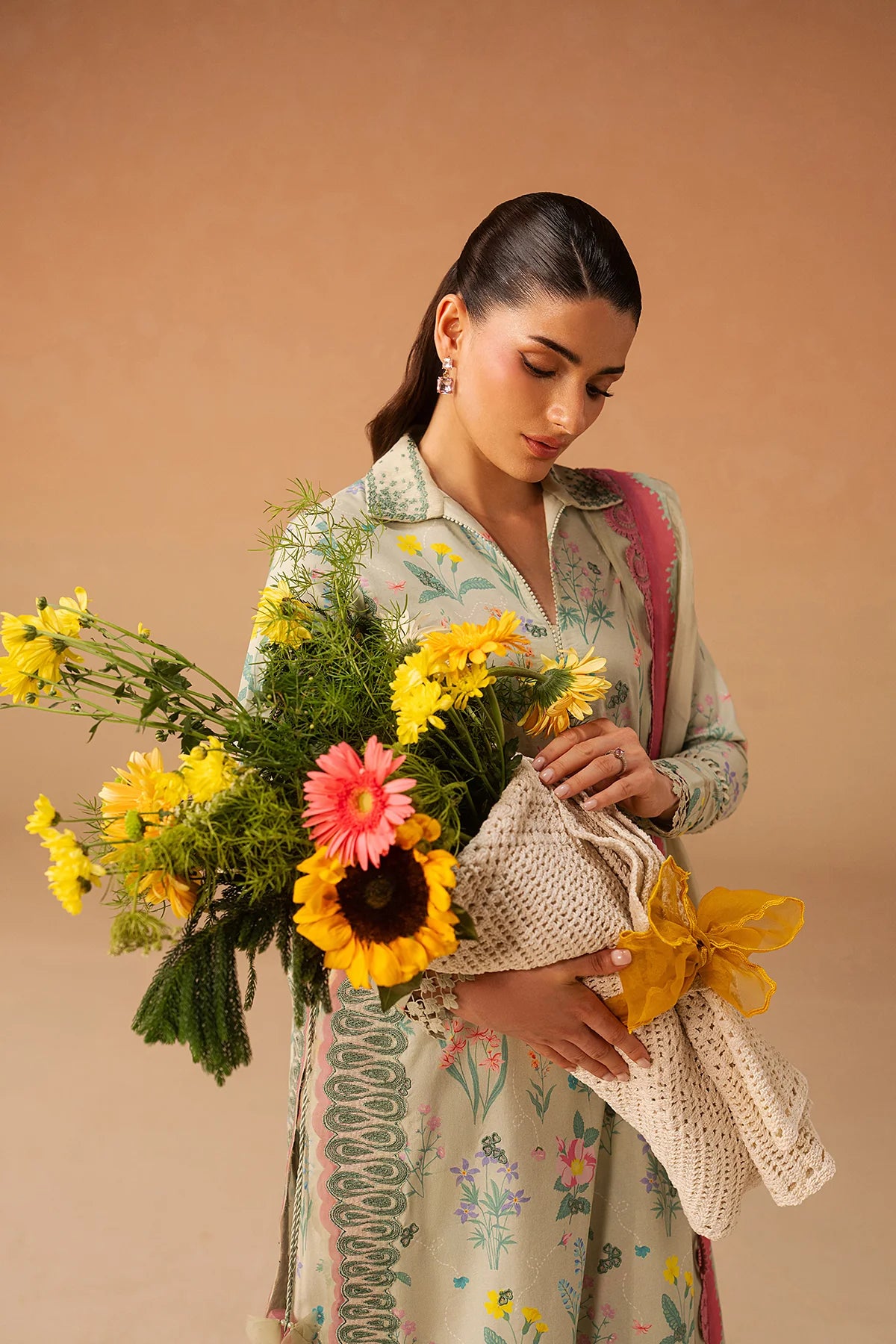 Afrozeh Haze A-Prints Printed Lawn Stitched 3 Piece Suit (Sunlaced Green)