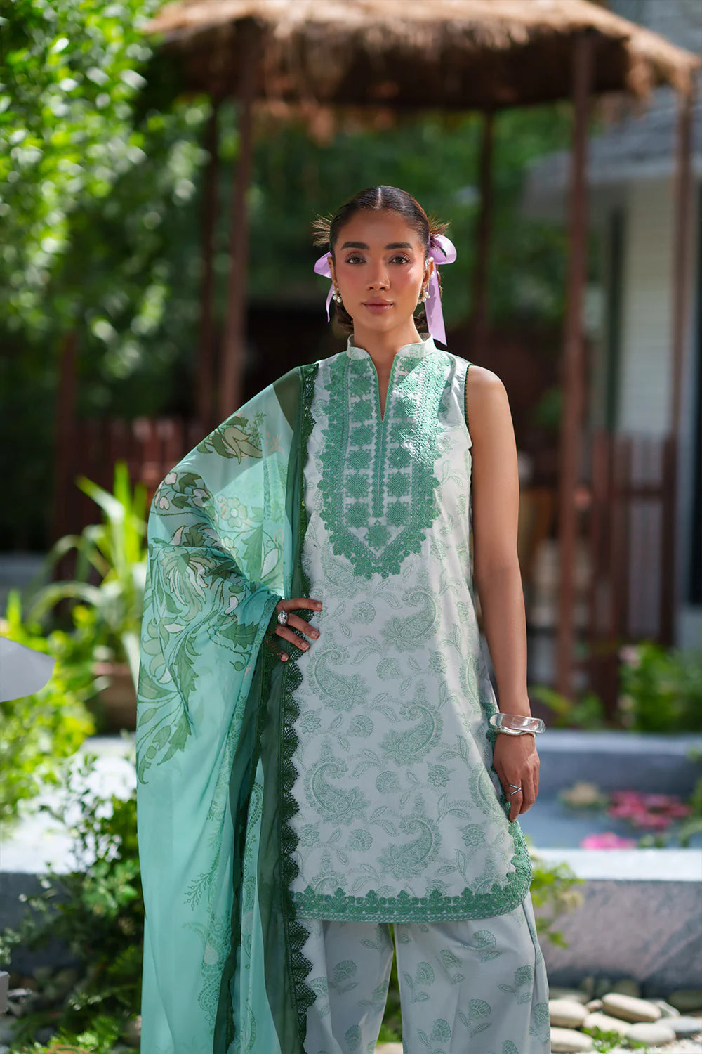 Laanem by Saira Rizwan Unstitched Embroidered Lawn 3 Piece Suit (ZAREEN-B)