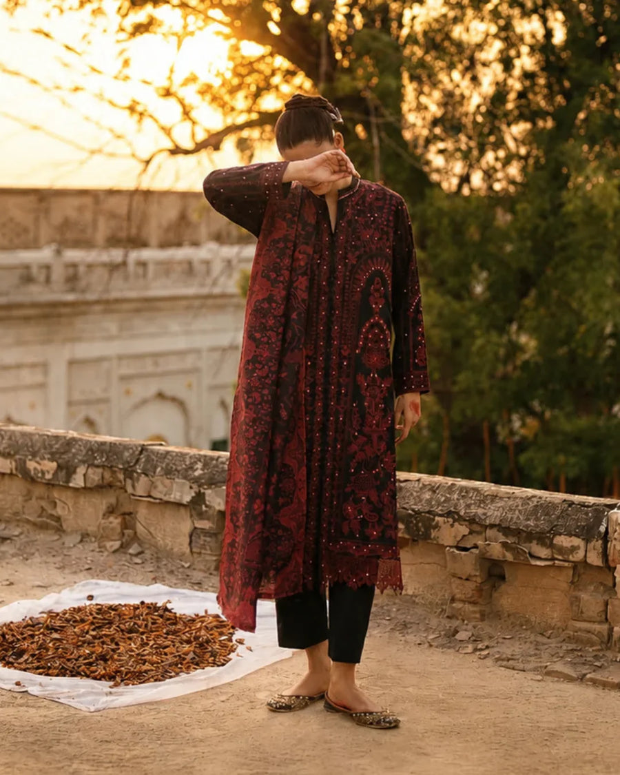 Casualite - Embroidered Lawn Stitched 3 Piece Suit (AUREVINE)
