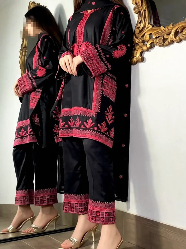Amna Khurram Embroidered Lawn Cotton Stitched 3 Piece Suit (02)