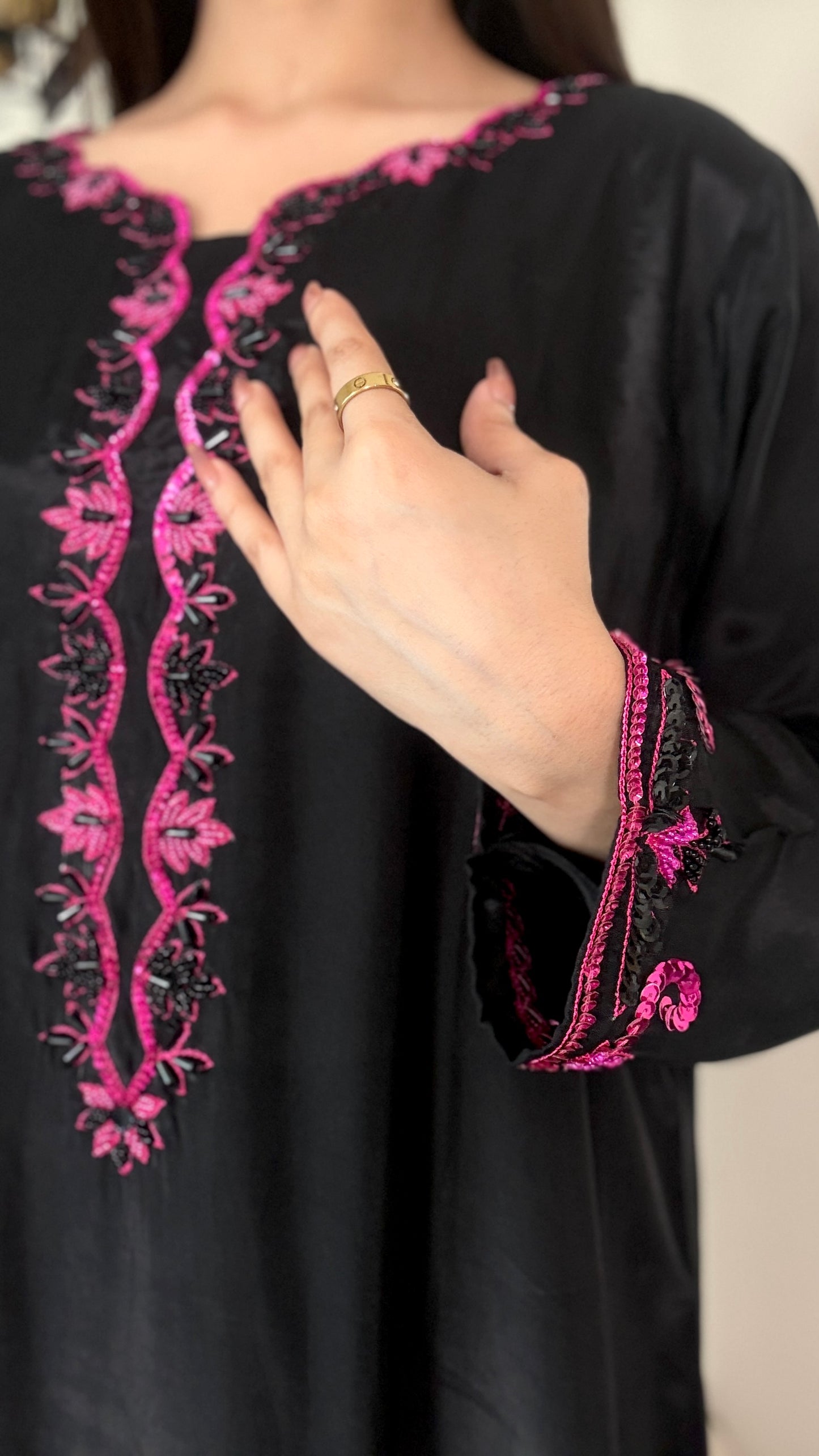 Amna Khurram Stitched 3 Piece Silk Suit