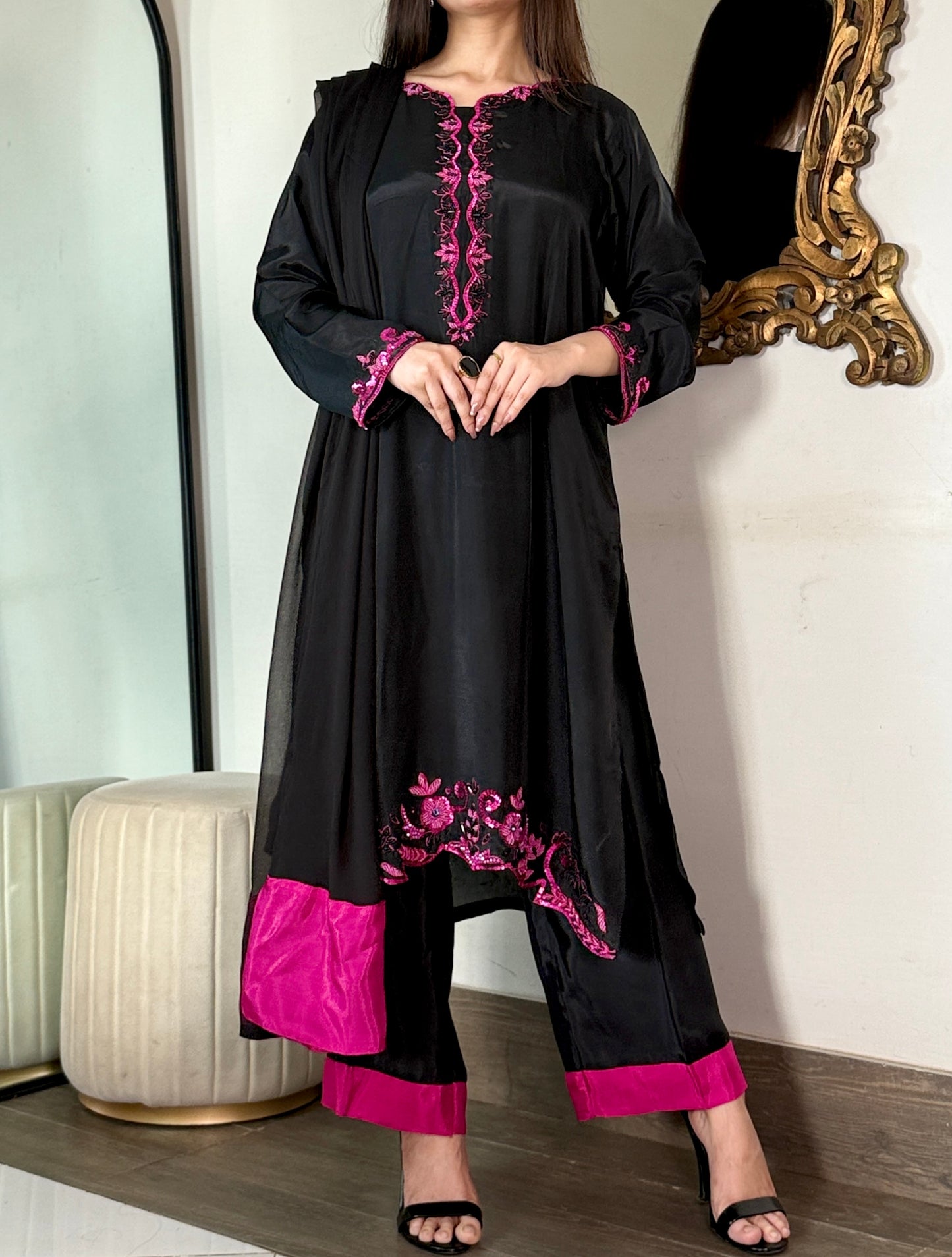 Amna Khurram Stitched 3 Piece Silk Suit