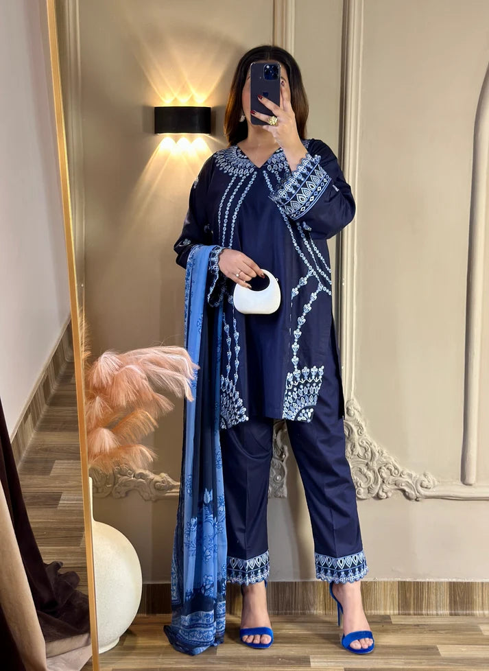 Amna Khurram Embroidered Lawn Cotton Stitched 3 Piece Suit (03)