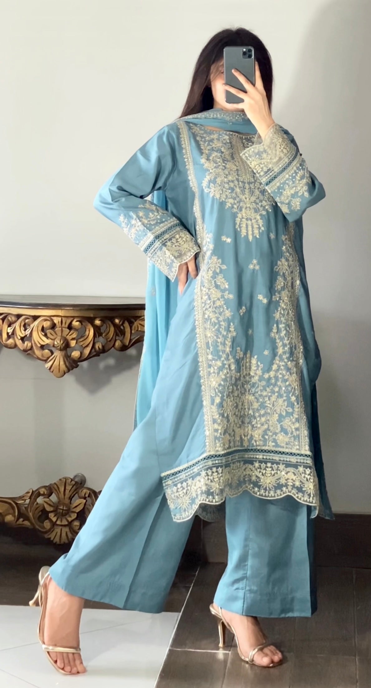 Amna Khurram Stitched 3 Piece Viscose Suit
