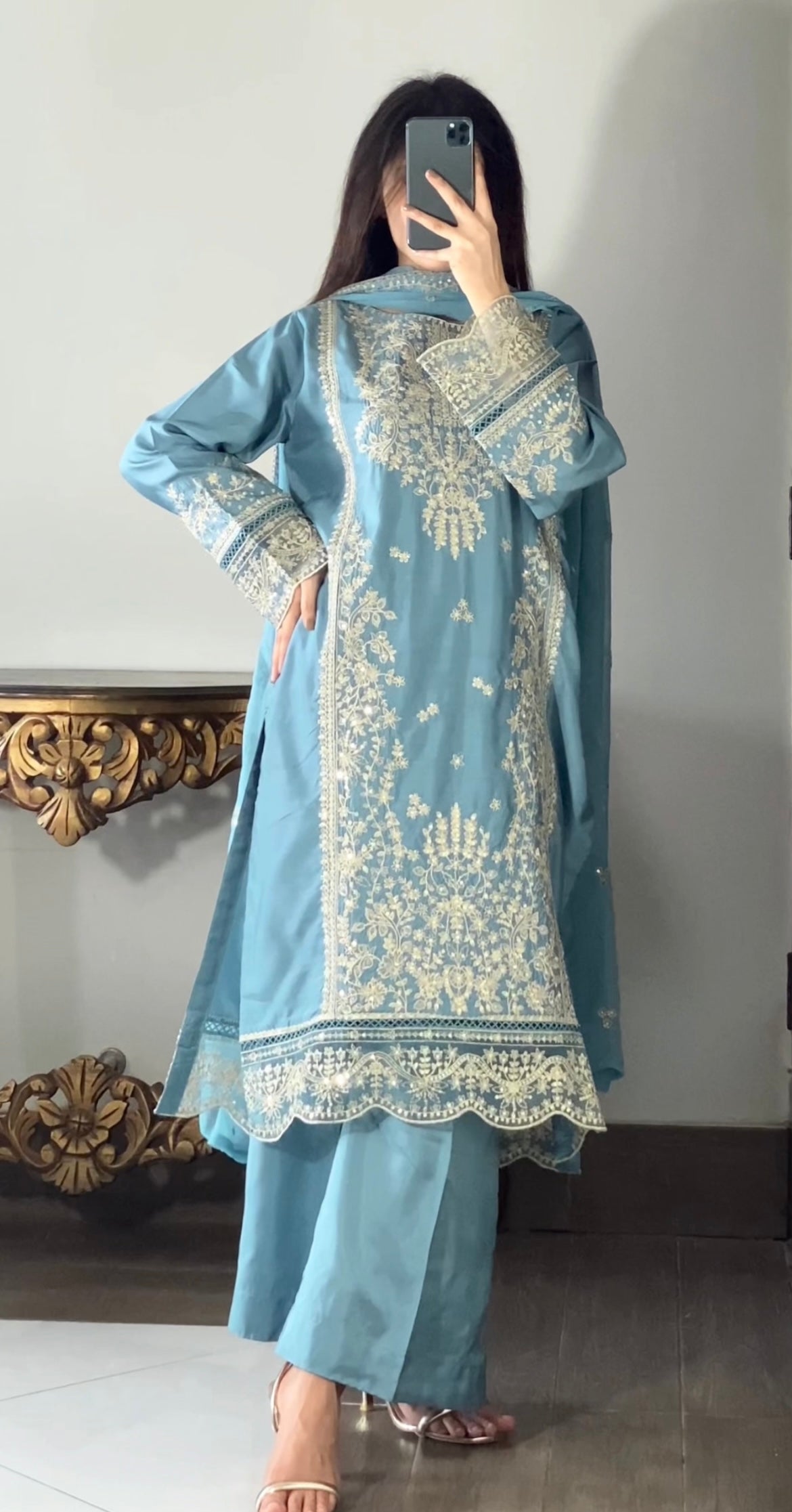 Amna Khurram Stitched 3 Piece Viscose Suit