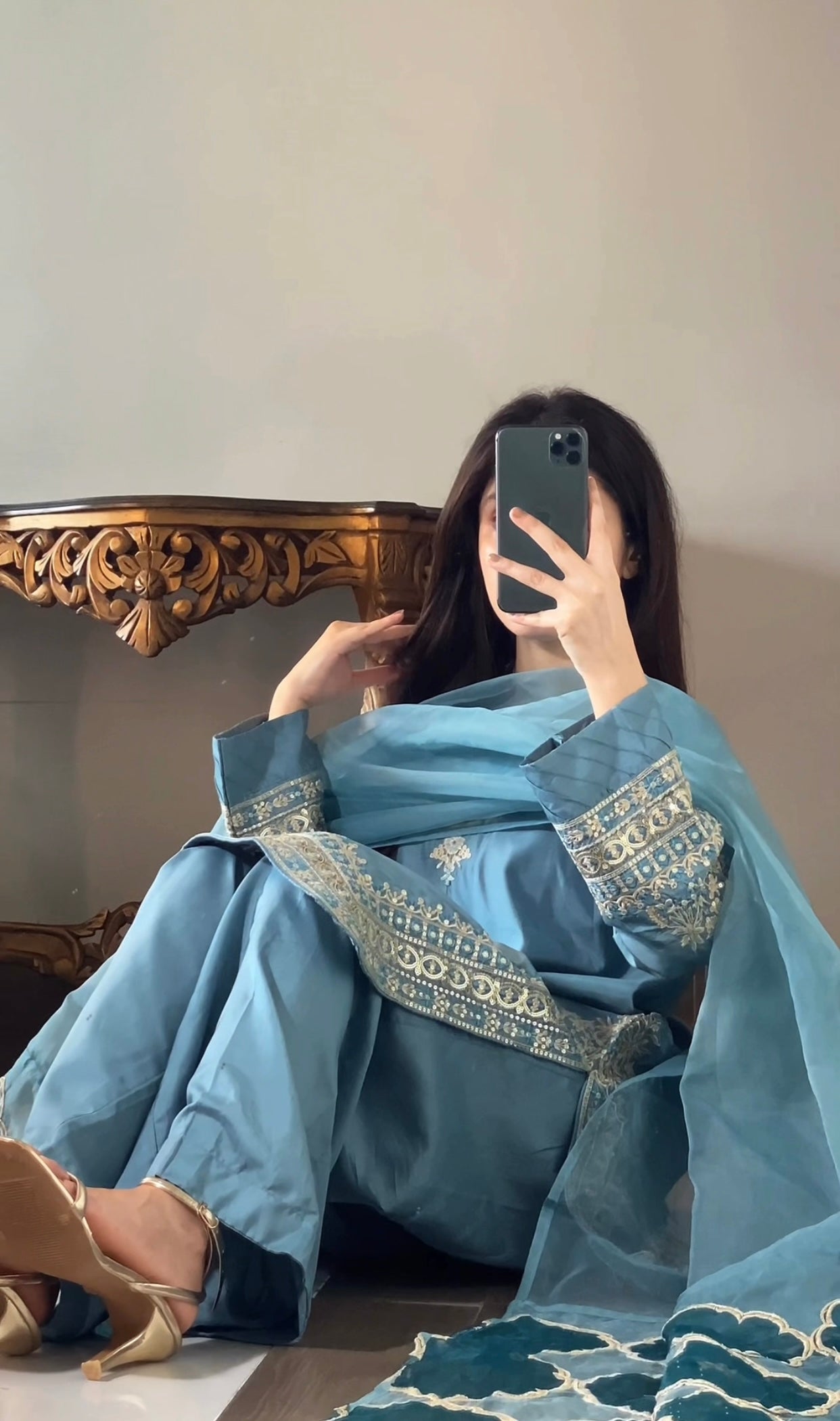 Amna Khurram Stitched 3 Piece Viscose Suit