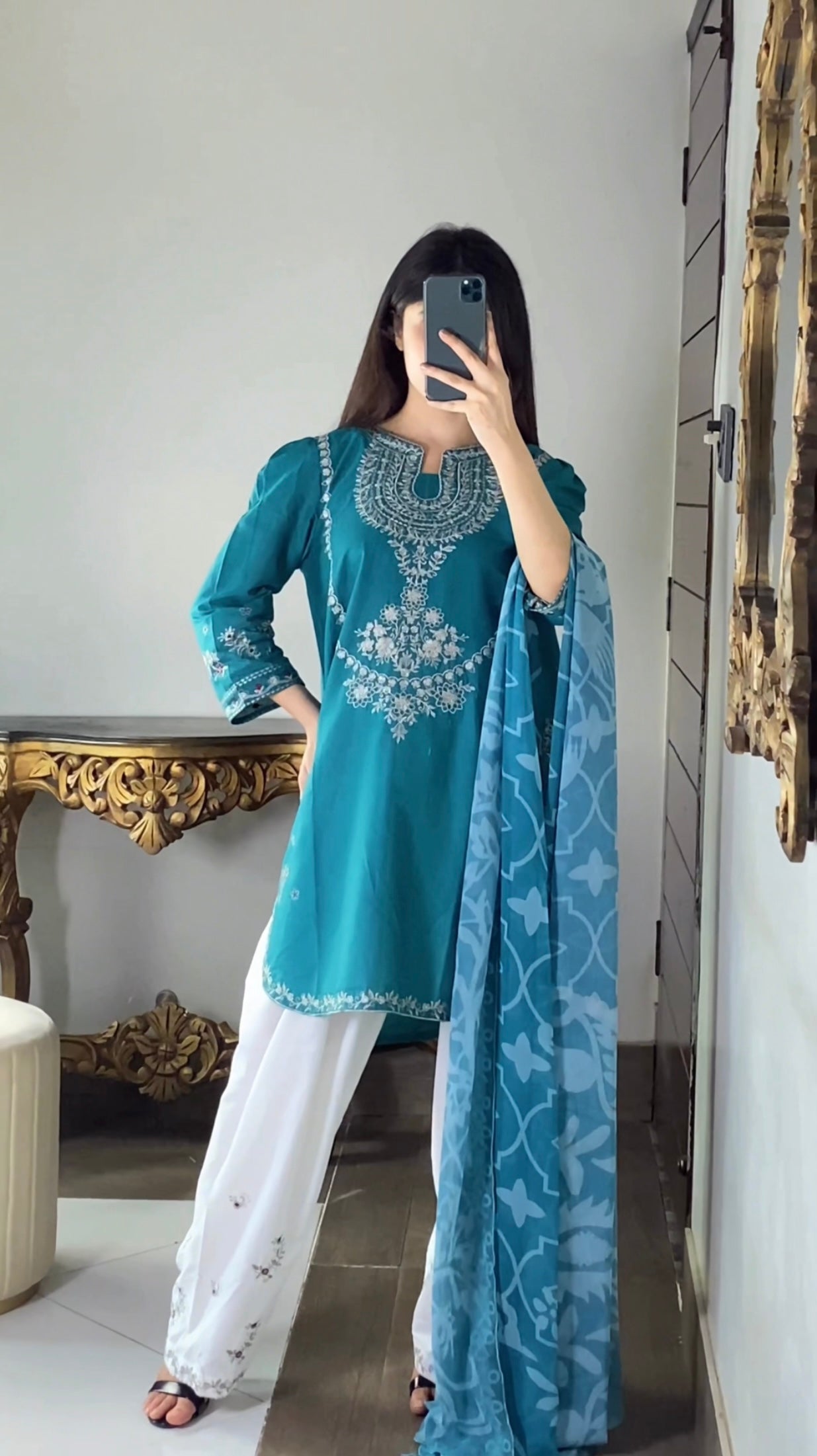 Amna khurram - Embroidered Lawn Cotton Stitched 3 Piece Suit