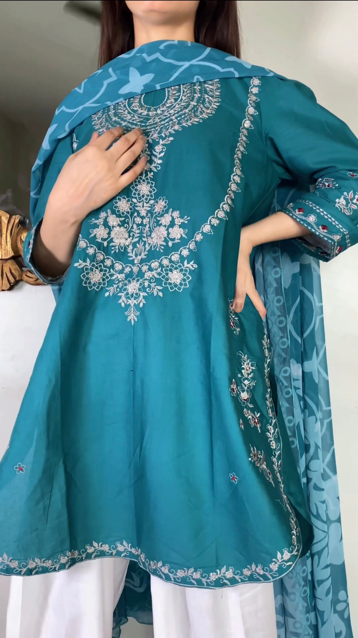 Amna khurram - Embroidered Lawn Cotton Stitched 3 Piece Suit