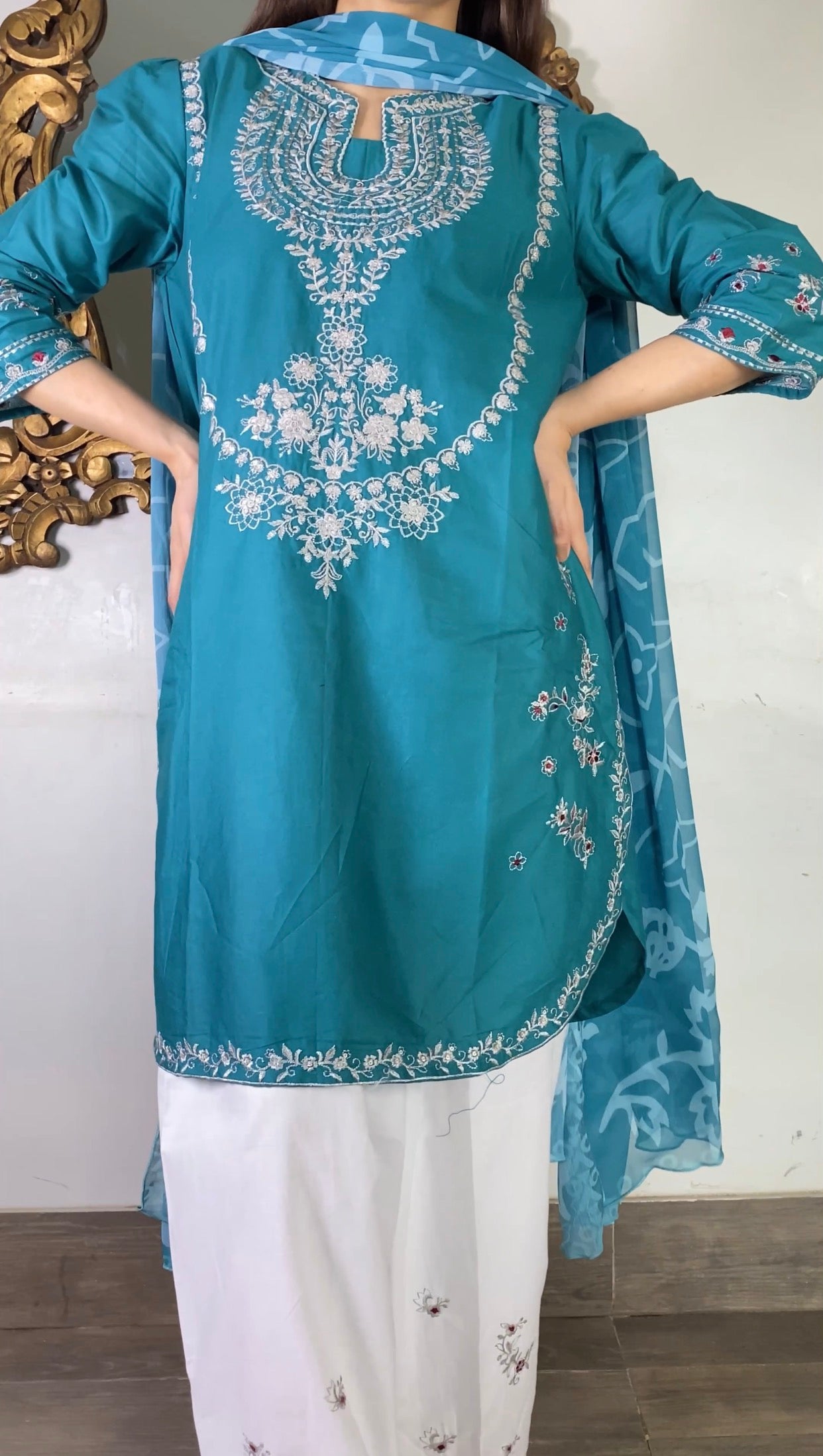 Amna khurram - Embroidered Lawn Cotton Stitched 3 Piece Suit