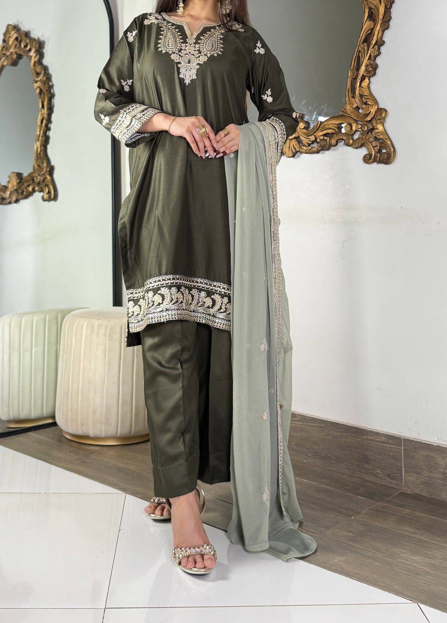 Amna Khurram Formal Collection – Viscose 3 Piece Suit with Embroidered Chiffon Dupatta