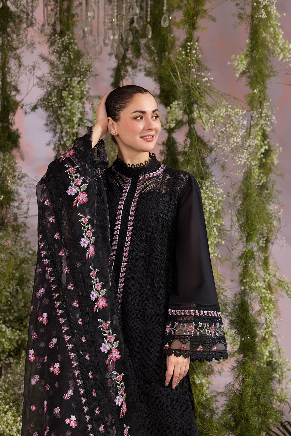Sobia Nazir 11A Luxury Lawn 25'