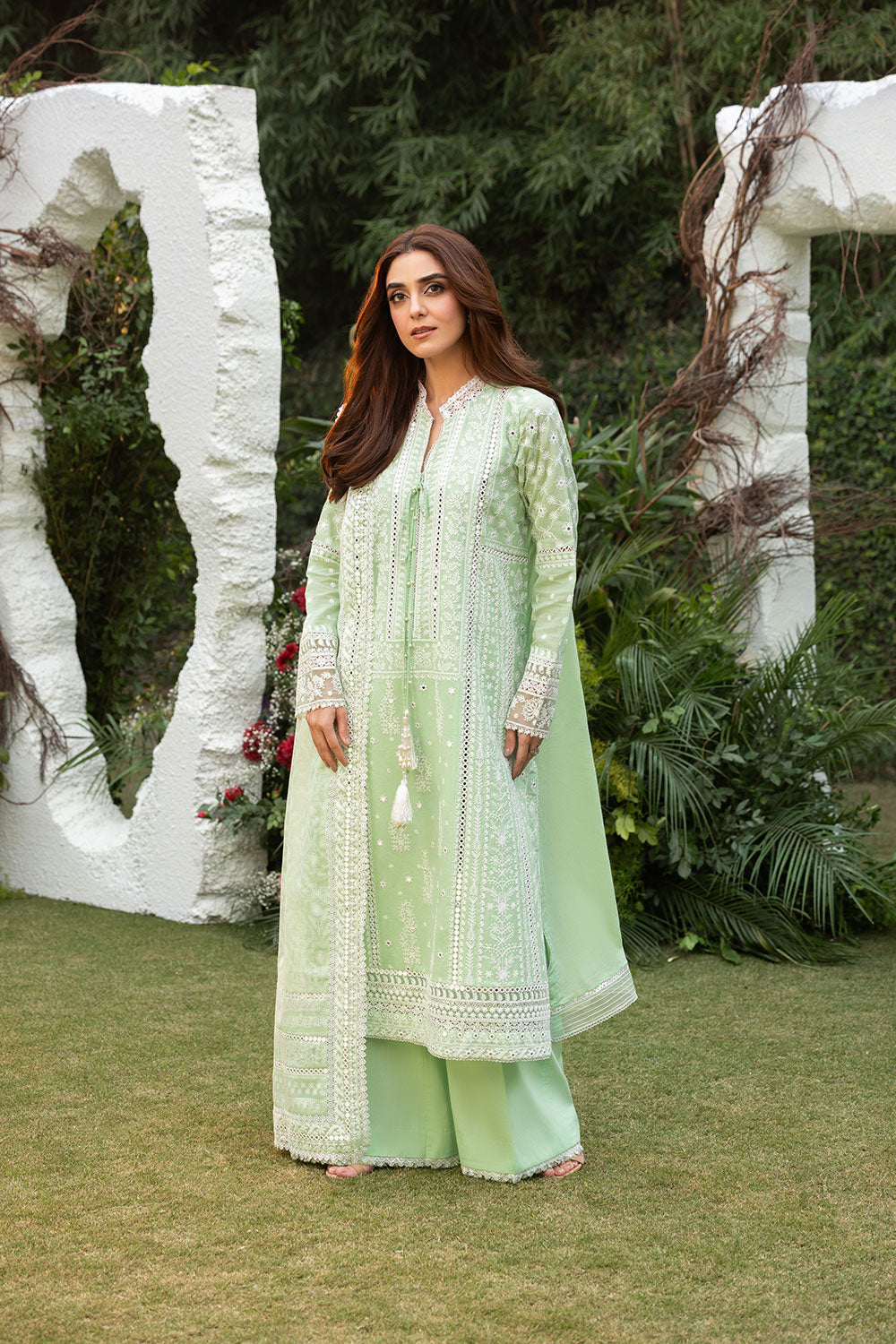 Sobia Nazir 7B Luxury Lawn 25'
