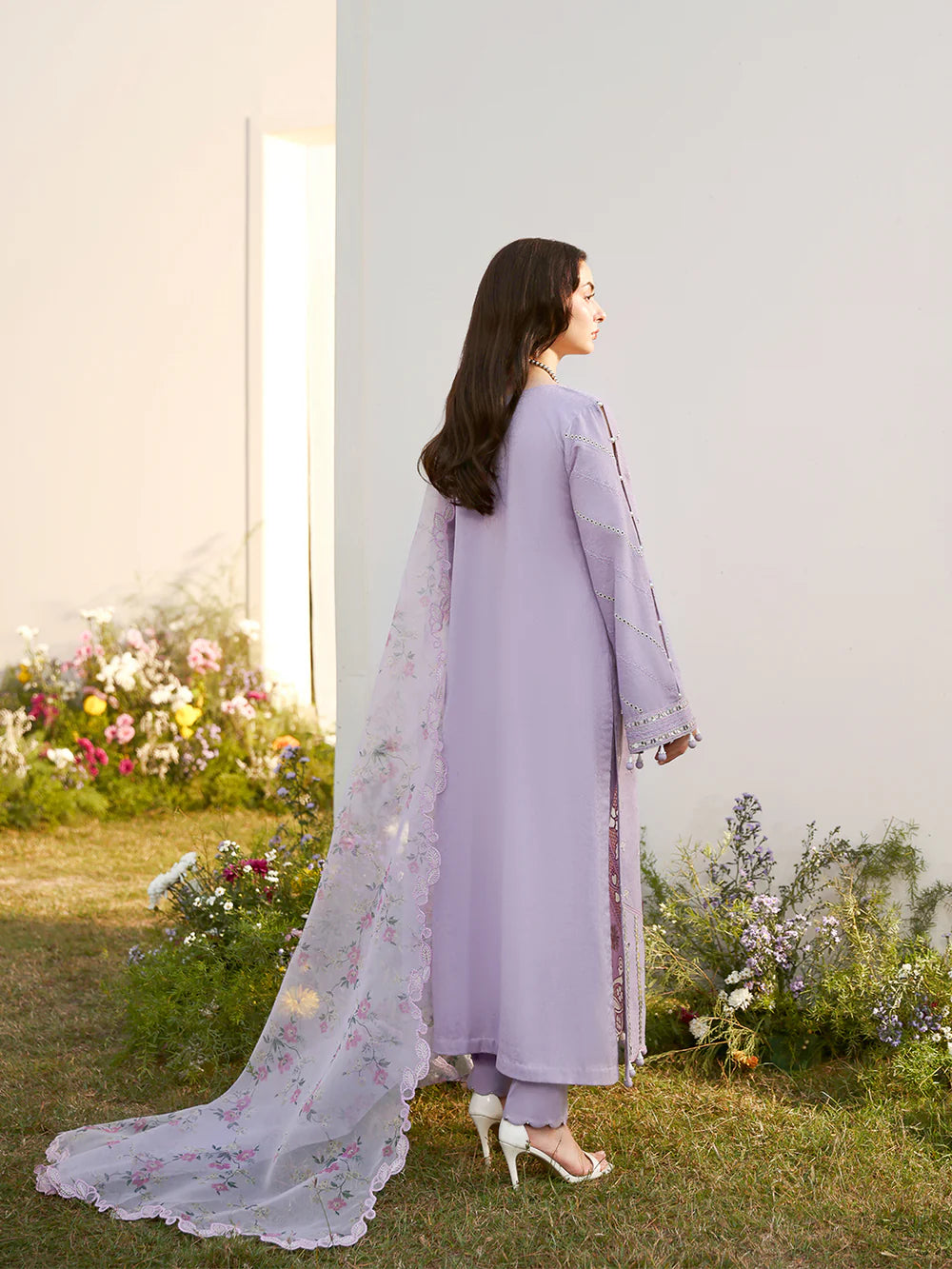 Janaan Premium Chikankari Jacquard 3-Piece Stitched suite (Lilly)