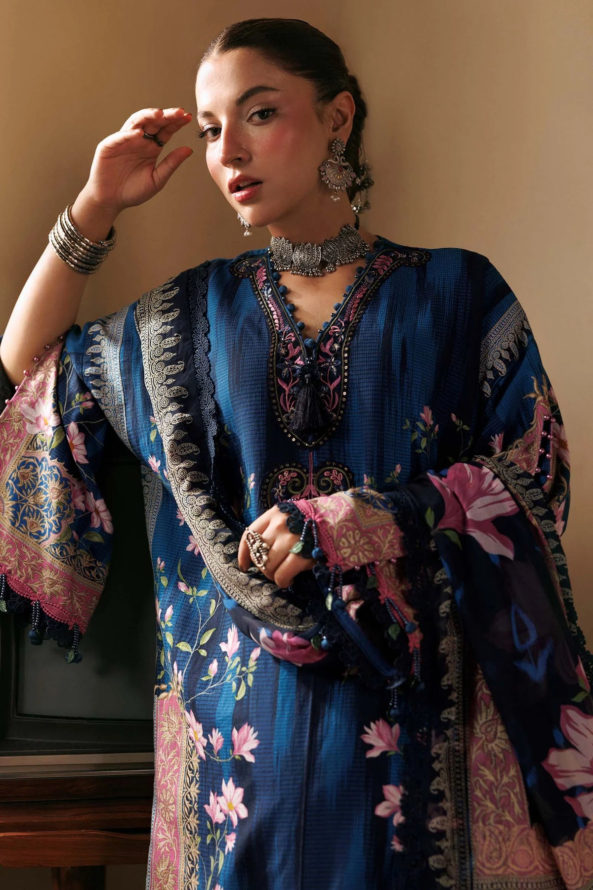 Maria.B M Basics 3 Piece Unstitched Embroidered Slub Khaddar Suit (5A)