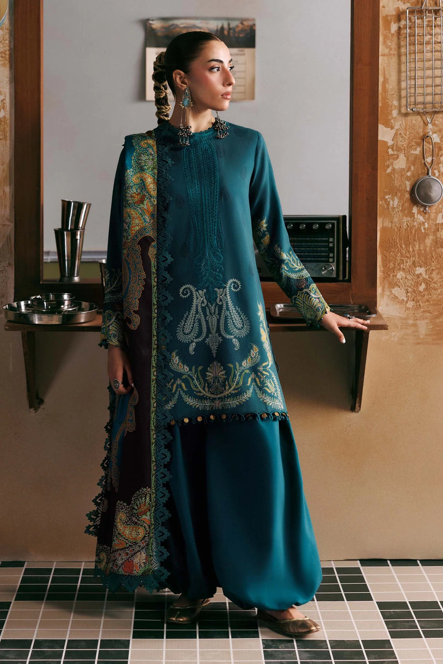 Maria.B M Basics 3 Piece Unstitched Embroidered Linen Suit (11A)