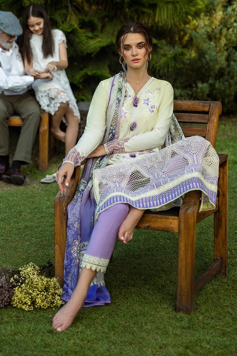 Mushq Gioia Solace Ombre Chikankari
