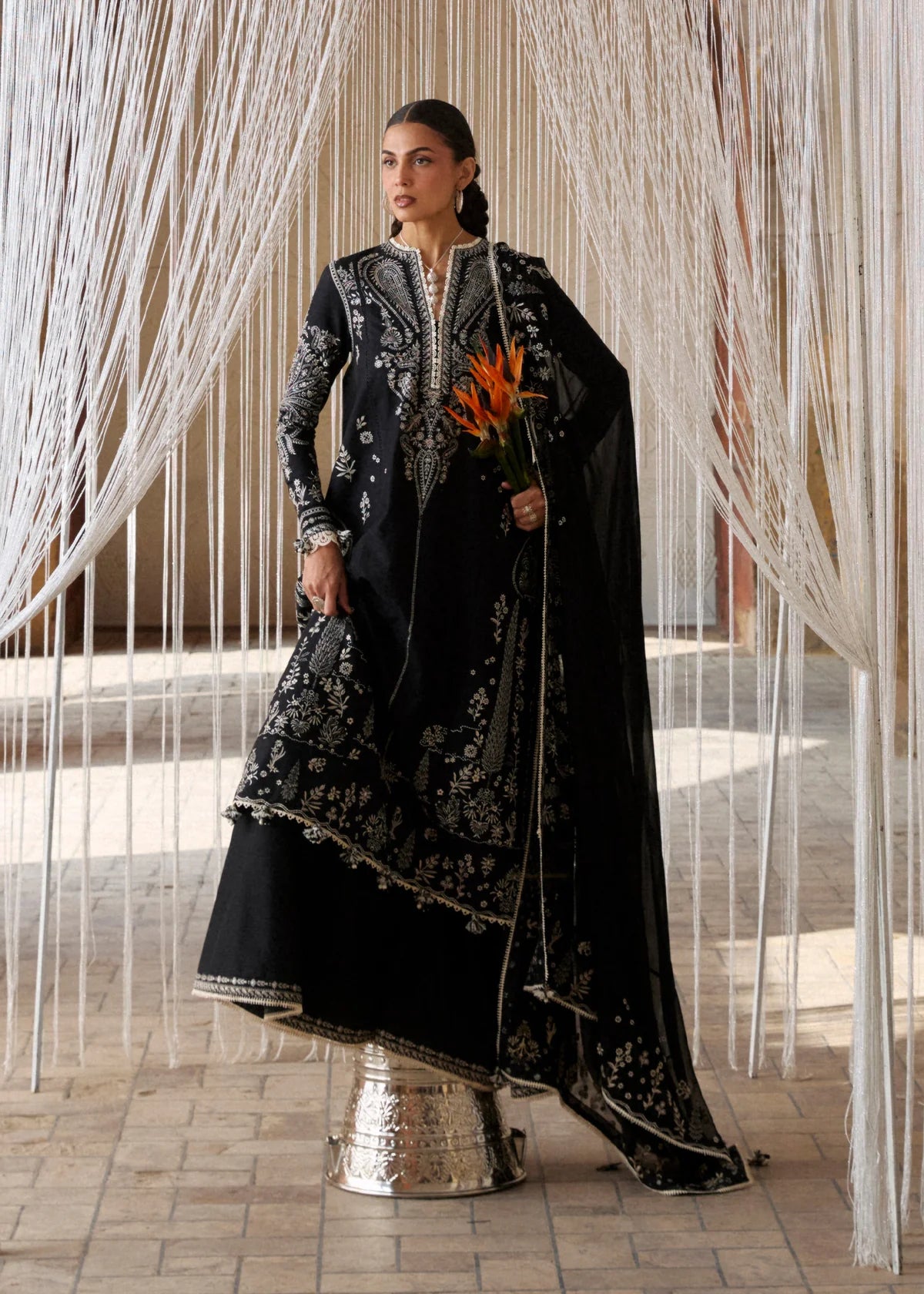 Hussain Rehar by Zun - Embroidered Lawn 3 Piece Unstitched Suit – Black (Meshki)