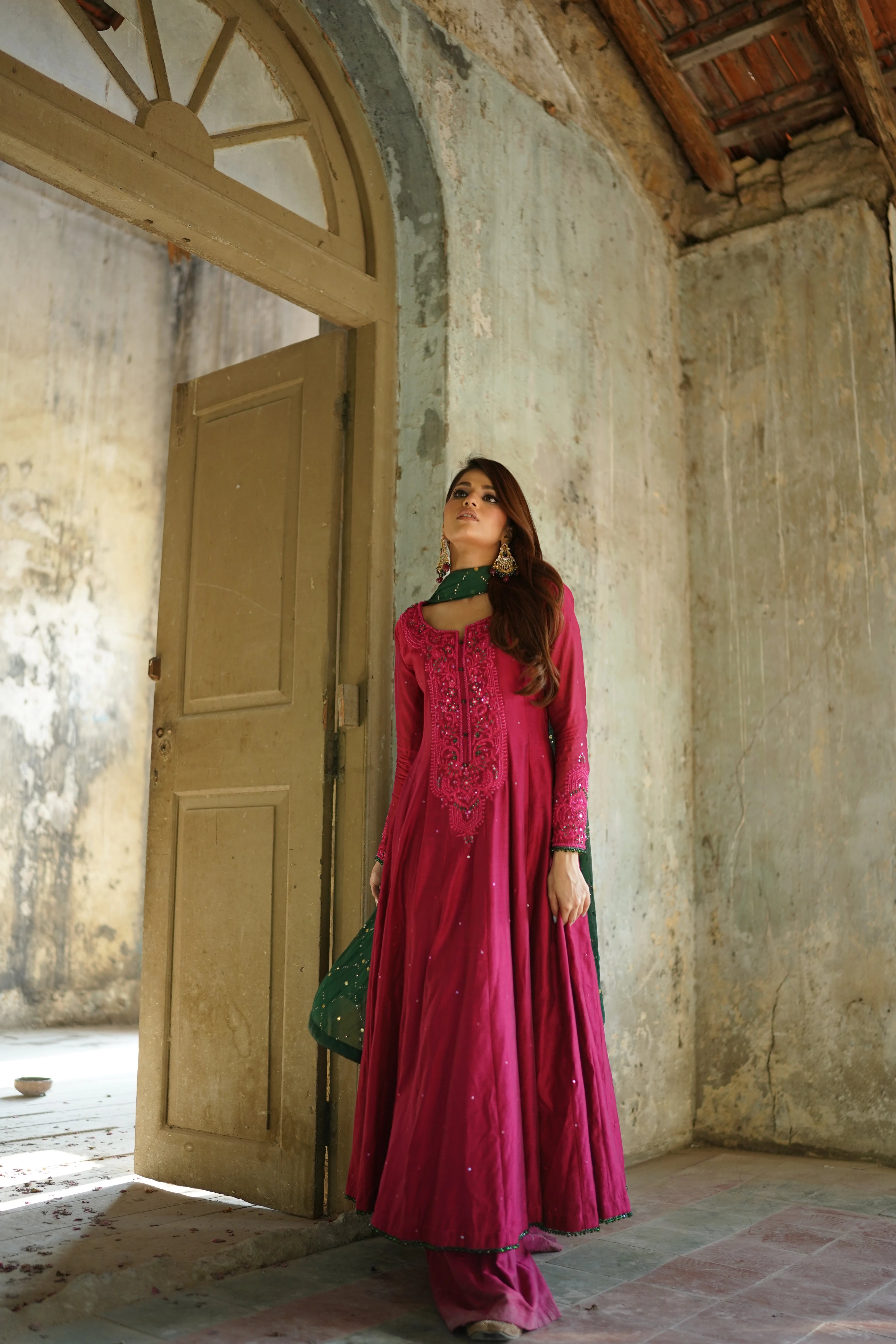 House of siyaab x Amna Ismail ZEBAISH E ZAMANA (PINK DRESS KAMDANI DUPATTA)