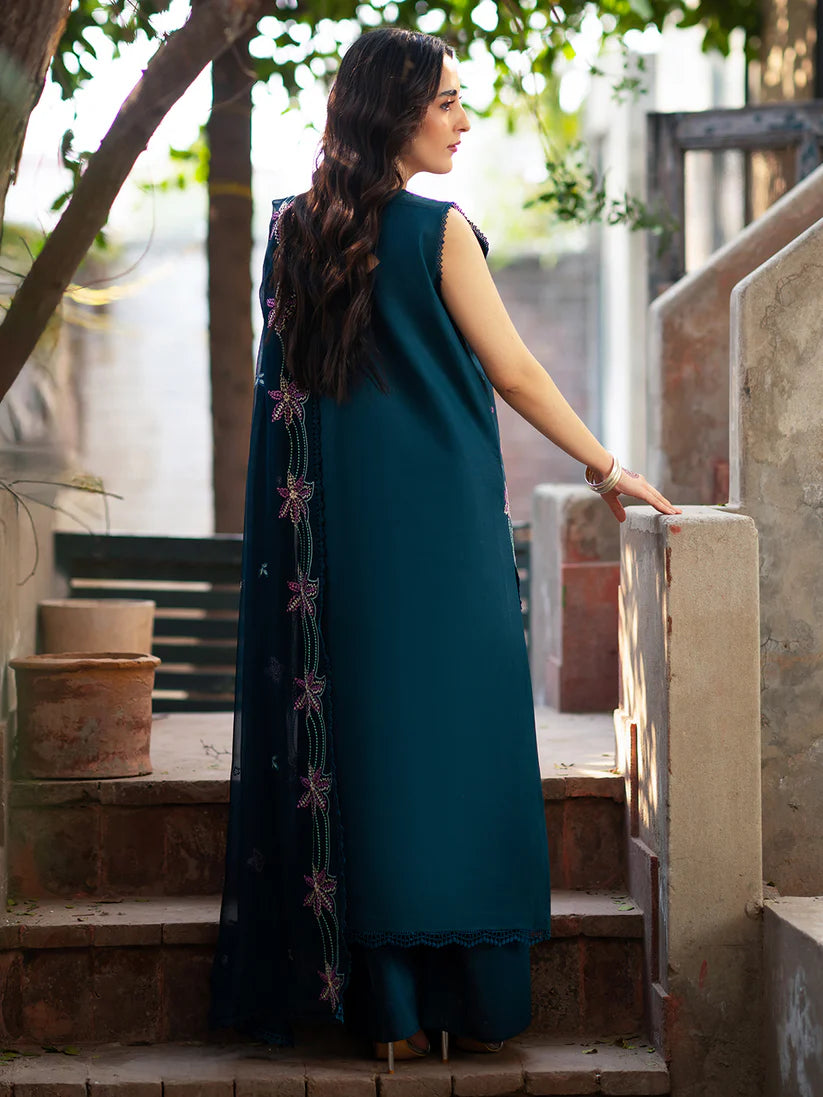 Inlays Mahnur – Embroidered Lawn 3 Piece Unstitched Suit with Chiffon Dupatta (ST-03)