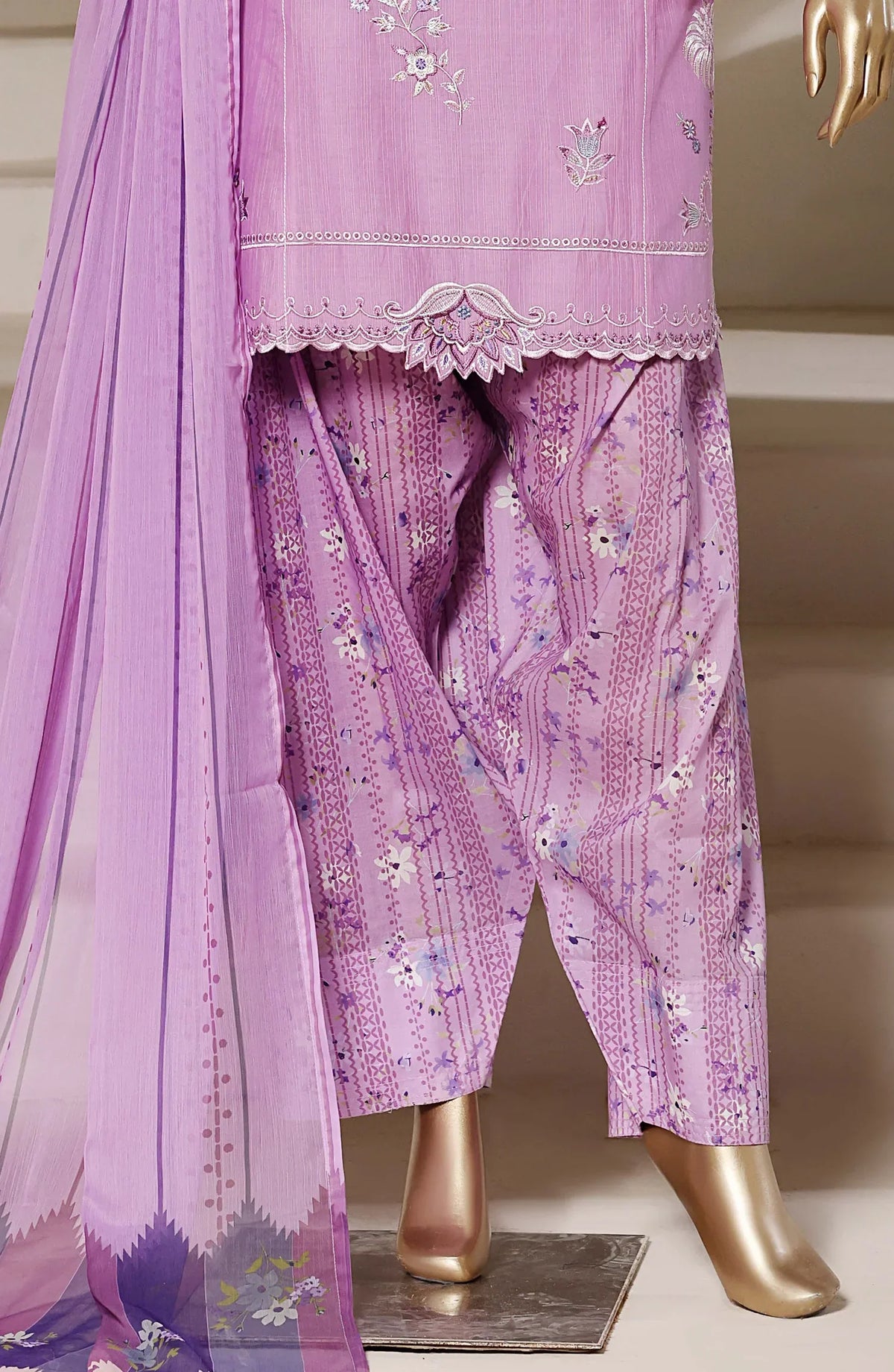 Sadabahar Eclair Embroidered Lawn Stitched 3 Piece Suit