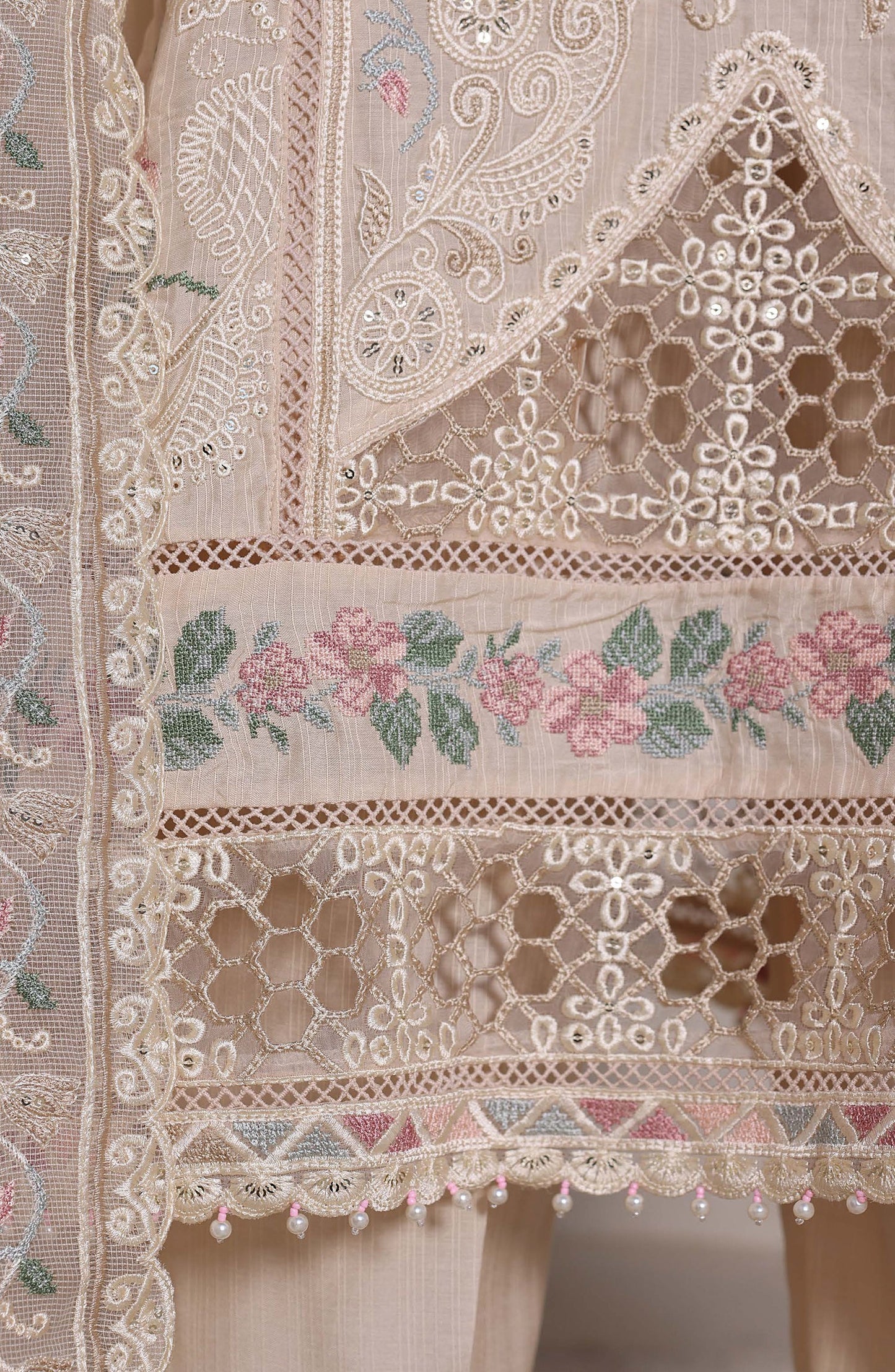 Sadabahar Luxury Embroidered Formal Stitched 3 Piece Suit – D-04 (Peach)
