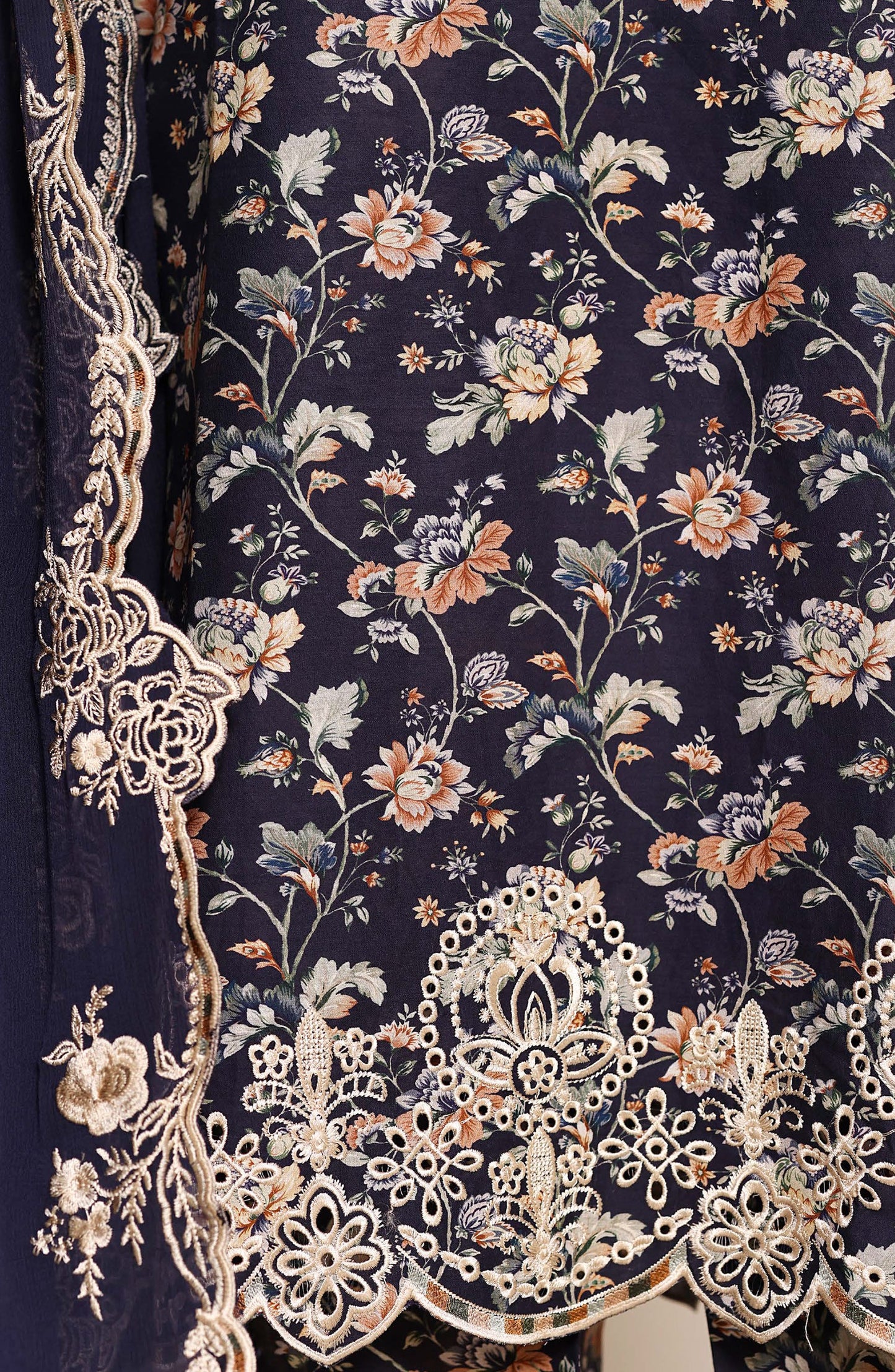 Sadabahar Regal Embroidered Lawn Stitched 3 Piece Suit