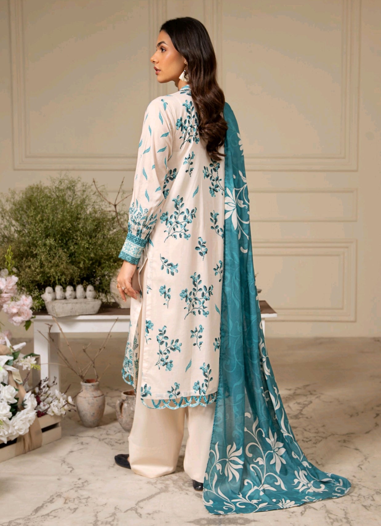 Amore by Gulljee GAMR2401A2 3pc Lawn