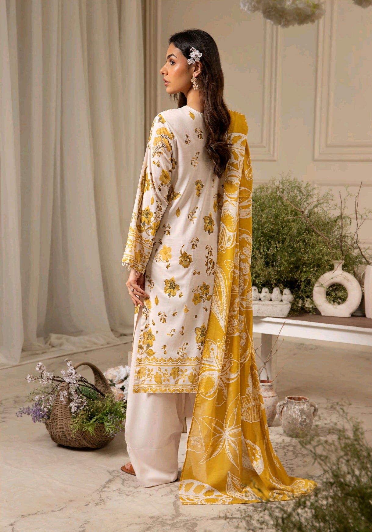 Amore by Gulljee GAMR2401A7 3pc Lawn