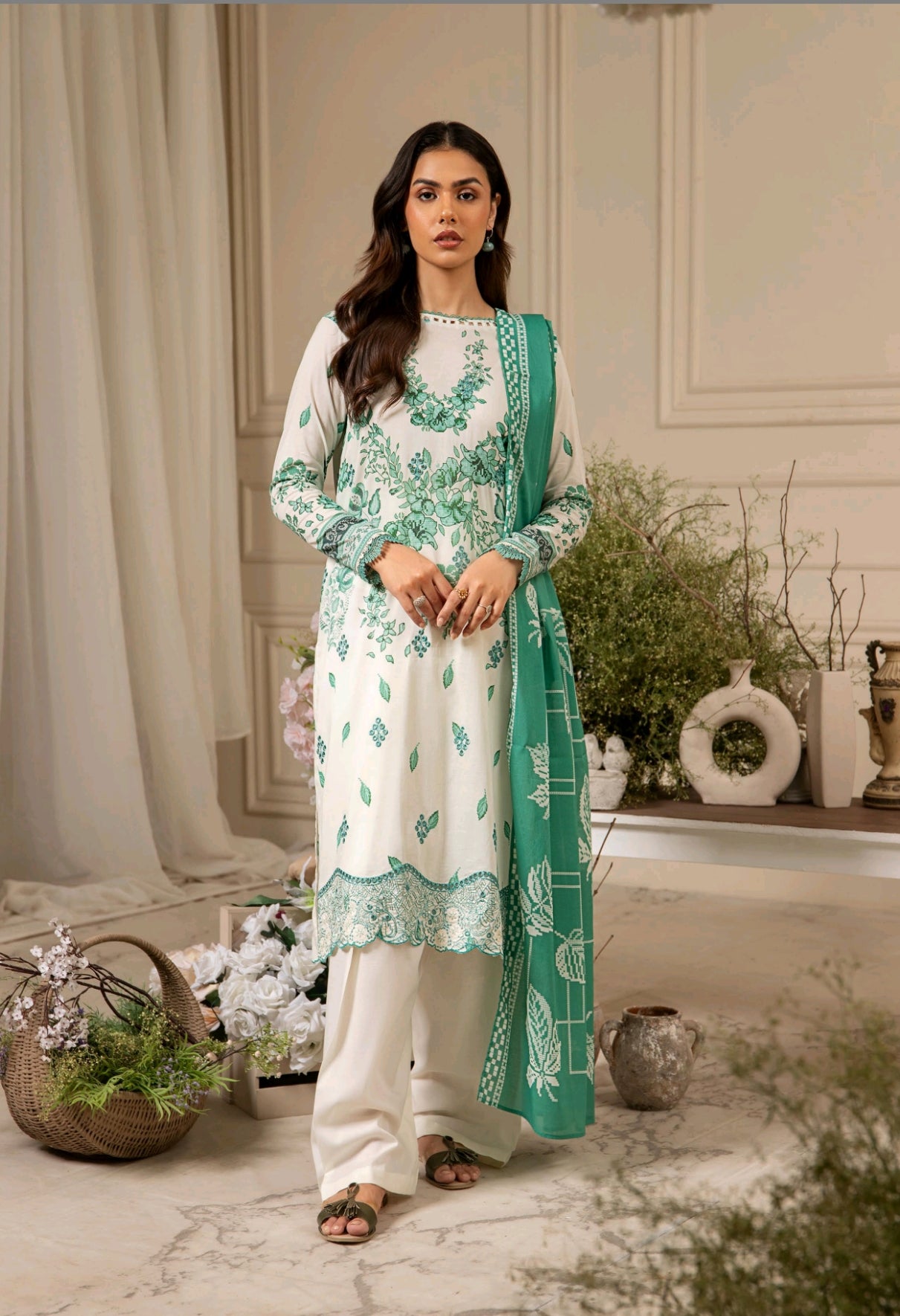 Amore by Gulljee GAMR2401A12 3pc Lawn